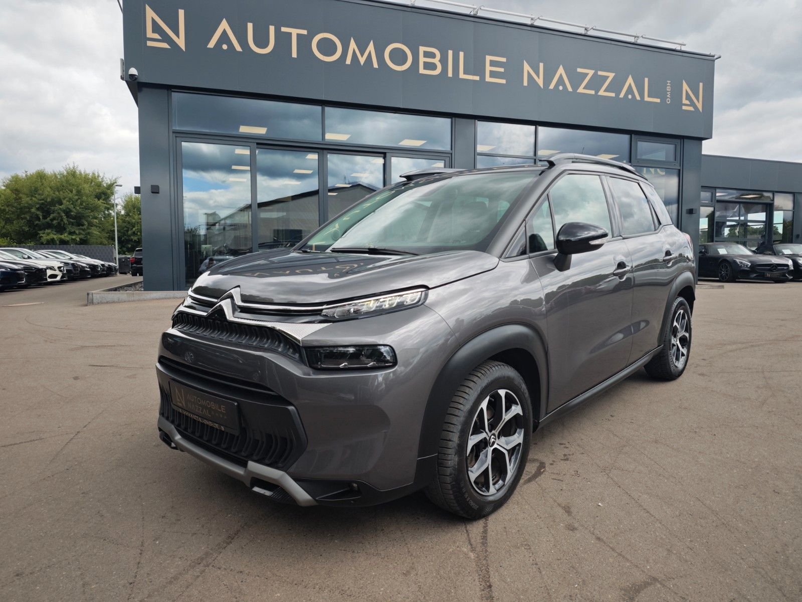 Fahrzeugabbildung Citroën C3 AIRCROSS*STYLE DESIGN PAKET*KAMERA*TEILLEDER*