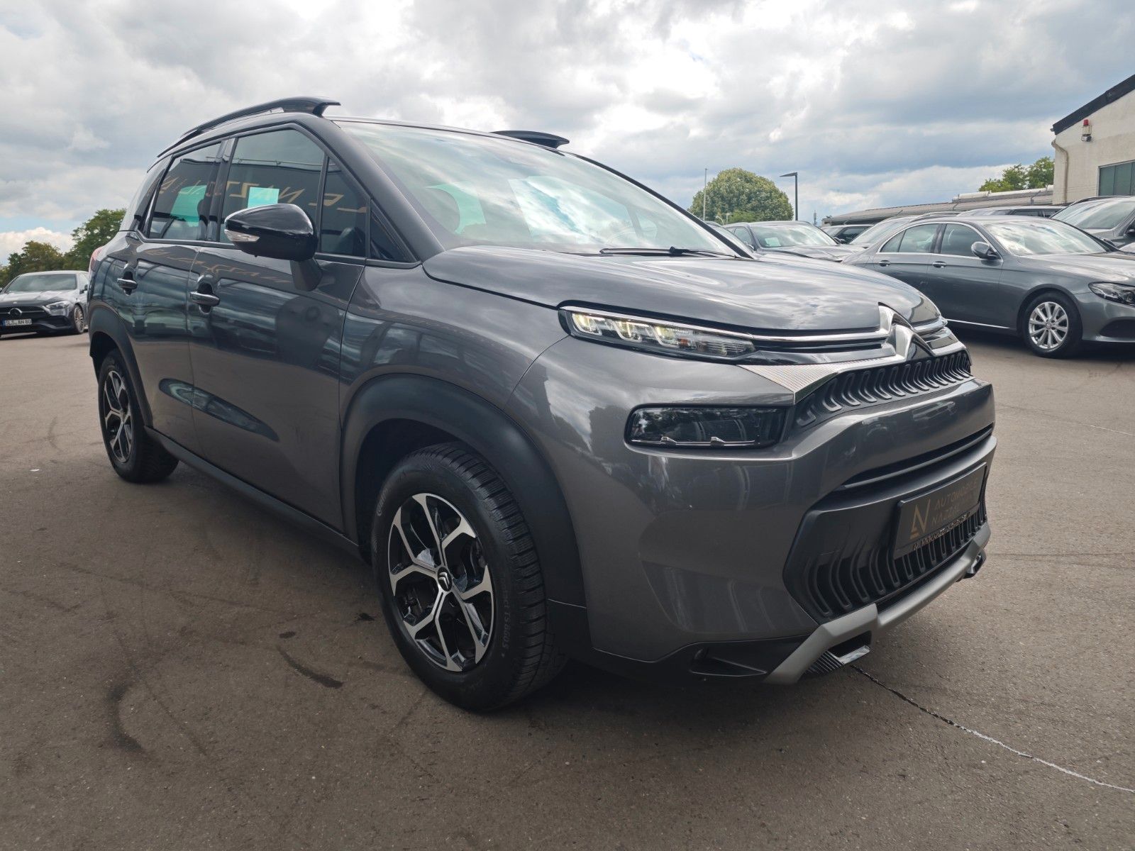 Fahrzeugabbildung Citroën C3 AIRCROSS*STYLE DESIGN PAKET*KAMERA*TEILLEDER*