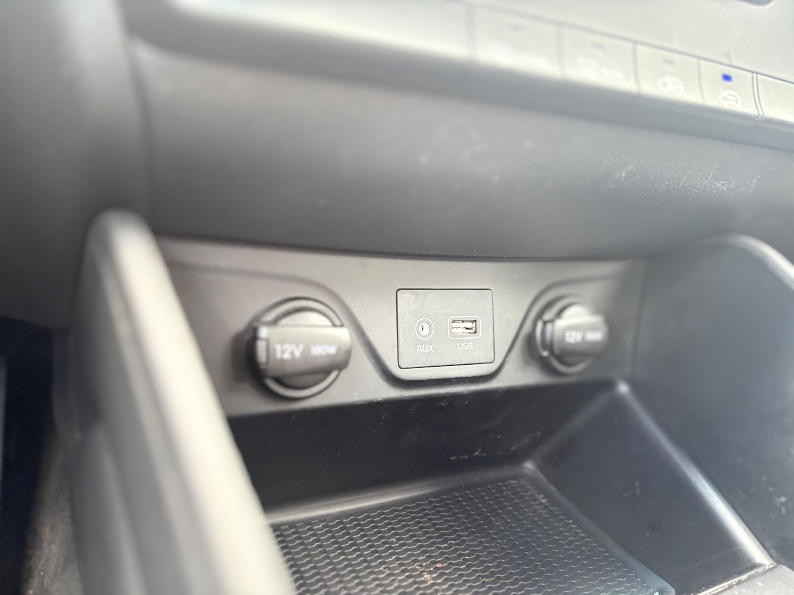 Fahrzeugabbildung Hyundai TUCSON STYLE 2WD *ALU*NAVI*LED*KAMERA*