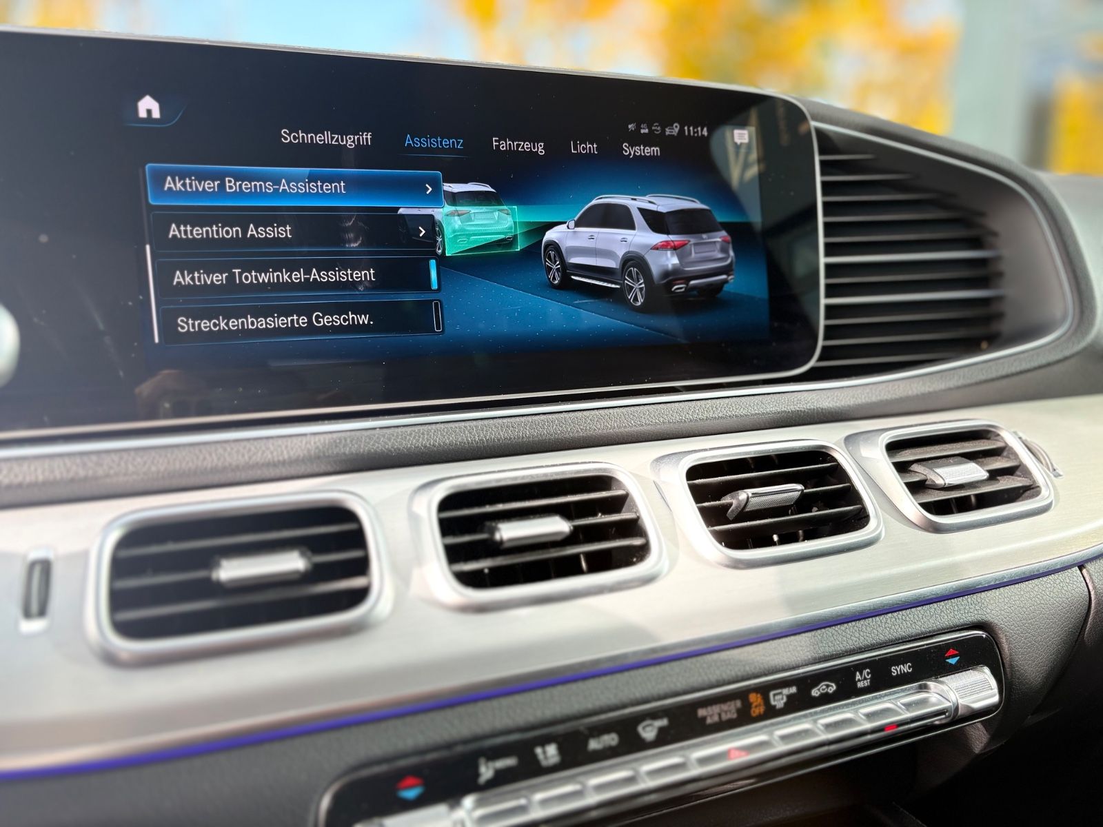 Fahrzeugabbildung Mercedes-Benz GLE 450 4M AMG-LINE*AIRMATIC*EL.AHK*DISTRONIC*