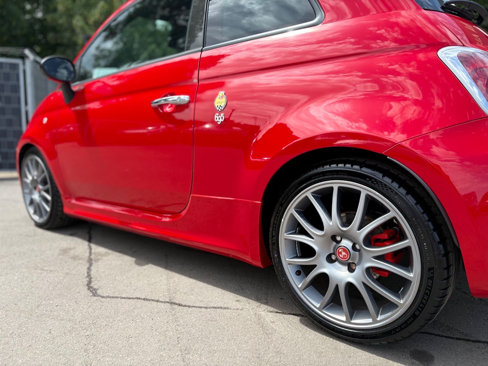 Fahrzeugabbildung Abarth 695 TRIBUTO FERRARI NR 1069-1199*MTA*ROSSO CORSA