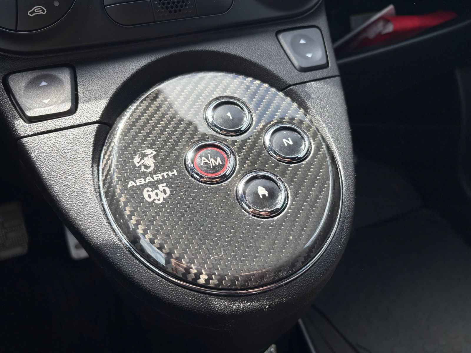 Fahrzeugabbildung Abarth 695 TRIBUTO FERRARI NR 1069-1199*MTA*ROSSO CORSA