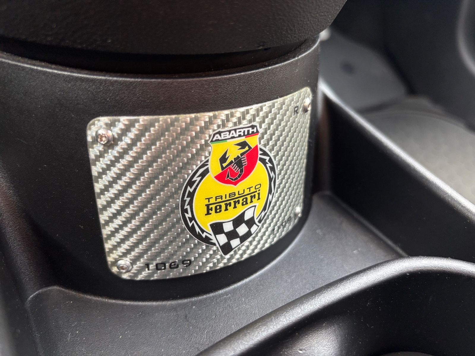 Fahrzeugabbildung Abarth 695 TRIBUTO FERRARI NR 1069-1199*MTA*ROSSO CORSA