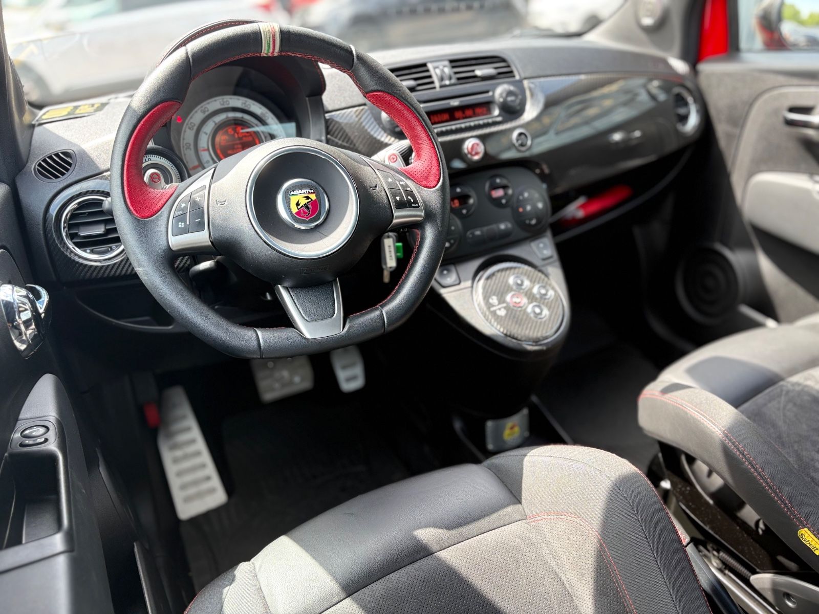 Fahrzeugabbildung Abarth 695 TRIBUTO FERRARI NR 1069-1199*MTA*ROSSO CORSA