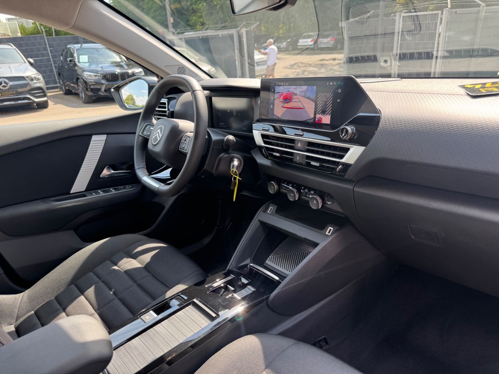 Fahrzeugabbildung Citroën C4 X e PLUS 115 KW *RANGE EXTENDER*1.HD*LED*AUT