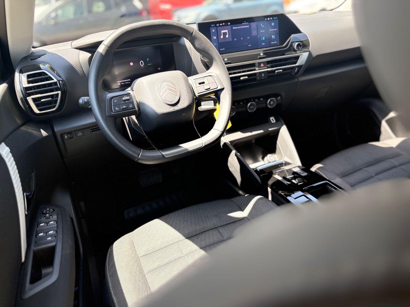 Fahrzeugabbildung Citroën C4 X E PLUS*115 KW RANGE EXTENDER*1.HD*TOP*AUT*