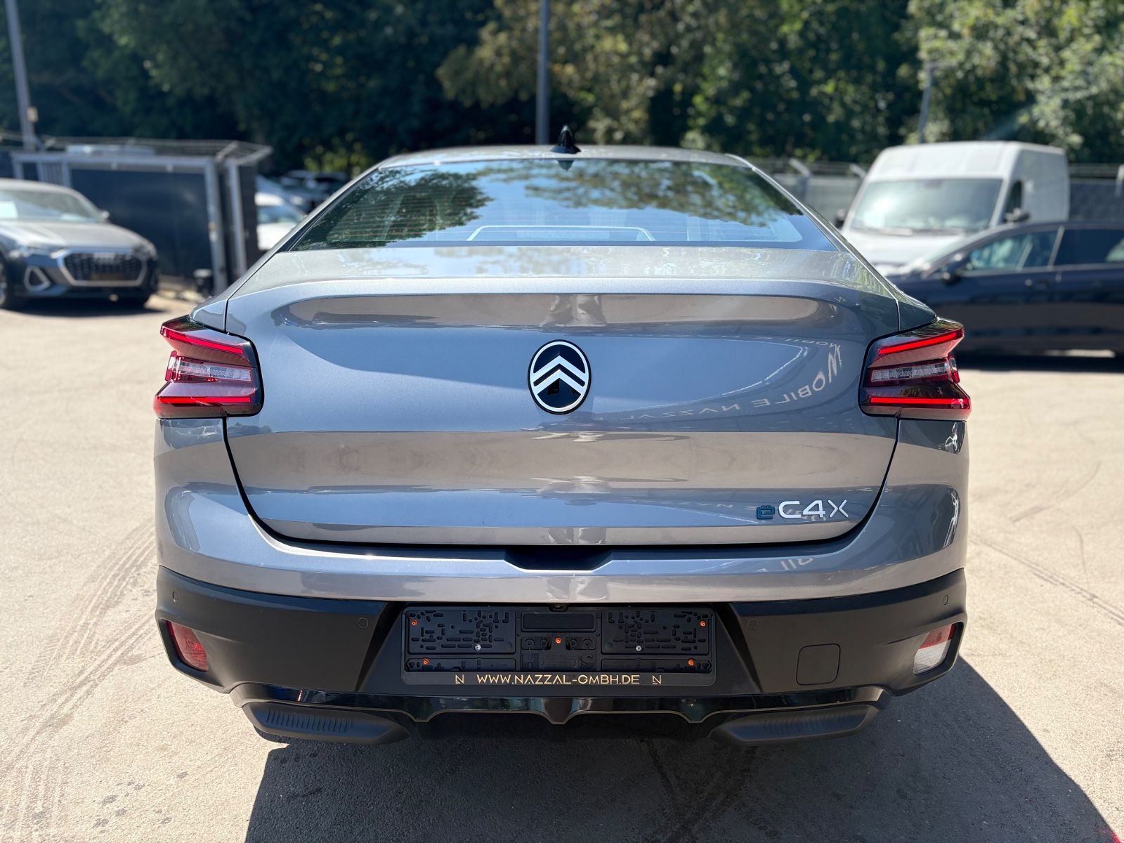 Fahrzeugabbildung Citroën C4 X E PLUS*115 KW RANGE EXTENDER*1.HD*TOP*AUT*