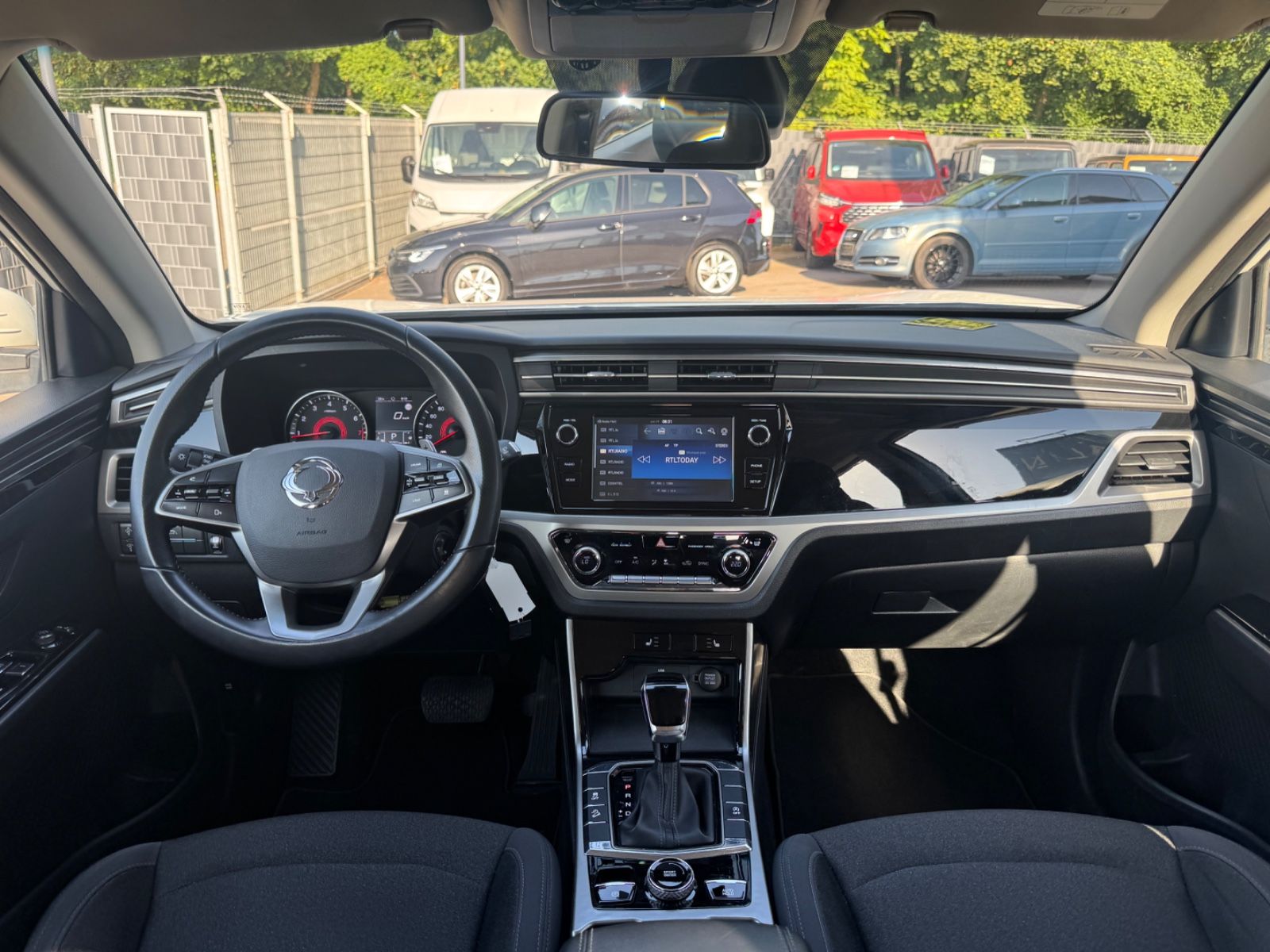 Fahrzeugabbildung Ssangyong KORANDO 1.5 GDI*2.HD*AUT*LED*KAMERA*SHZ*TOP