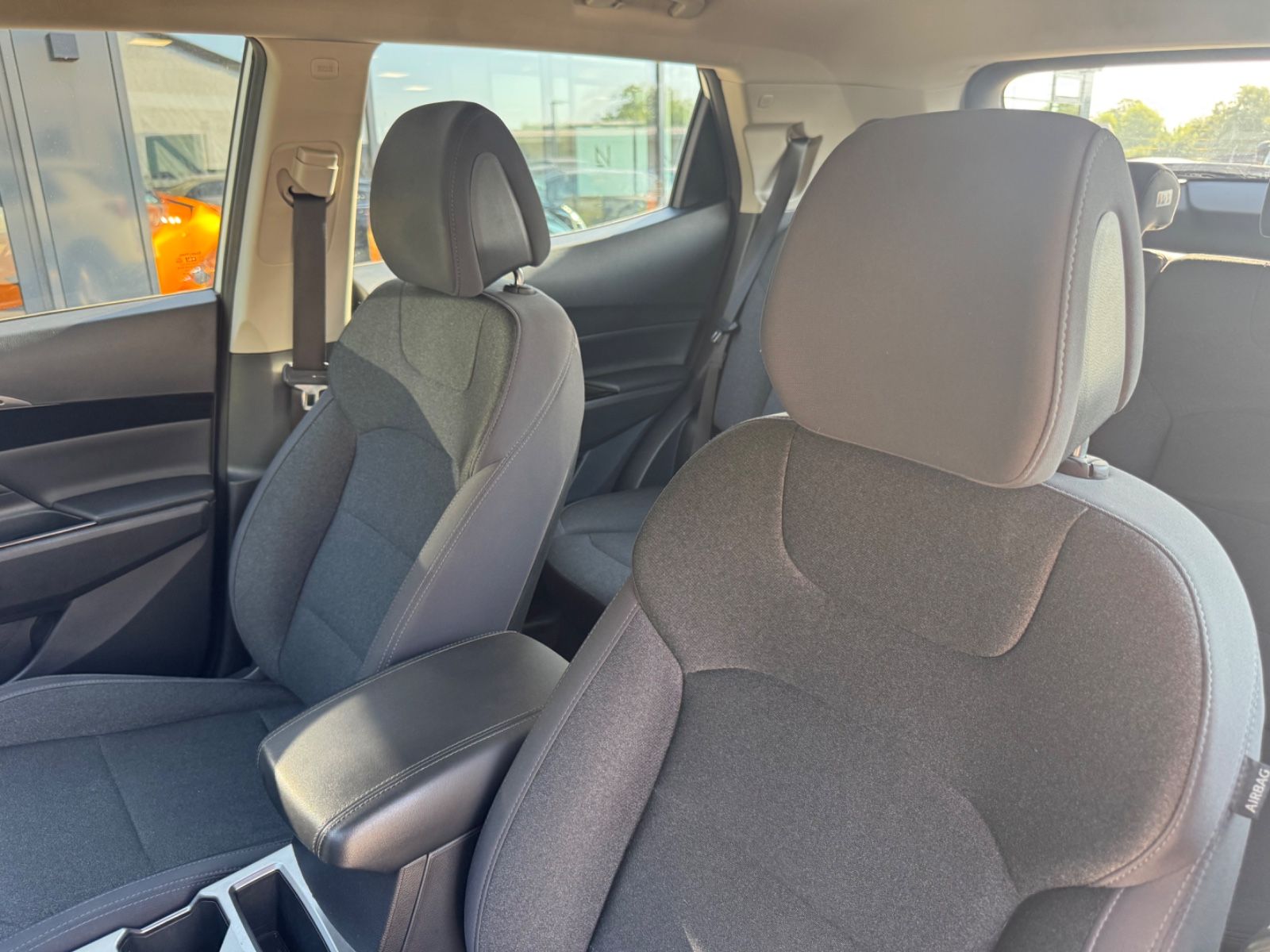 Fahrzeugabbildung Ssangyong KORANDO 1.5 GDI*2.HD*AUT*LED*KAMERA*SHZ*TOP