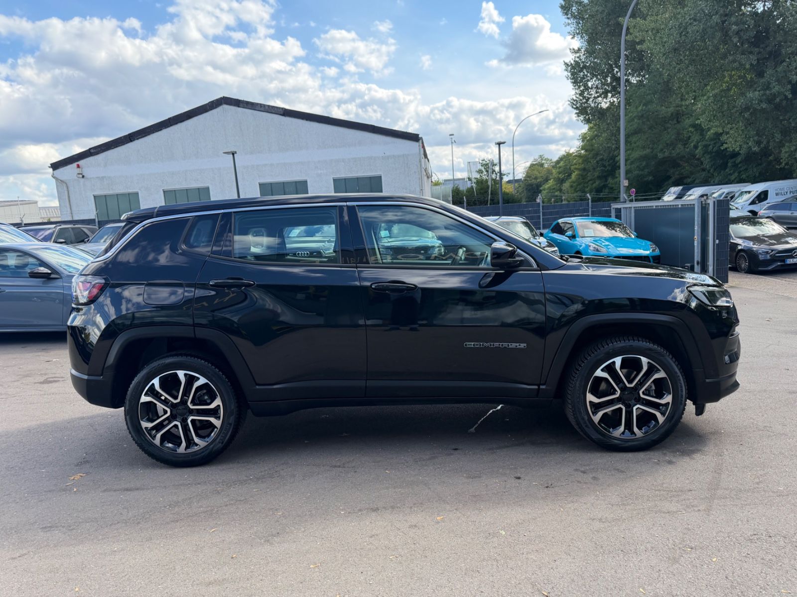 Fahrzeugabbildung Jeep COMPASS HIGH ALTITUDE*AUT*2.HAND*KAMERA*LED*