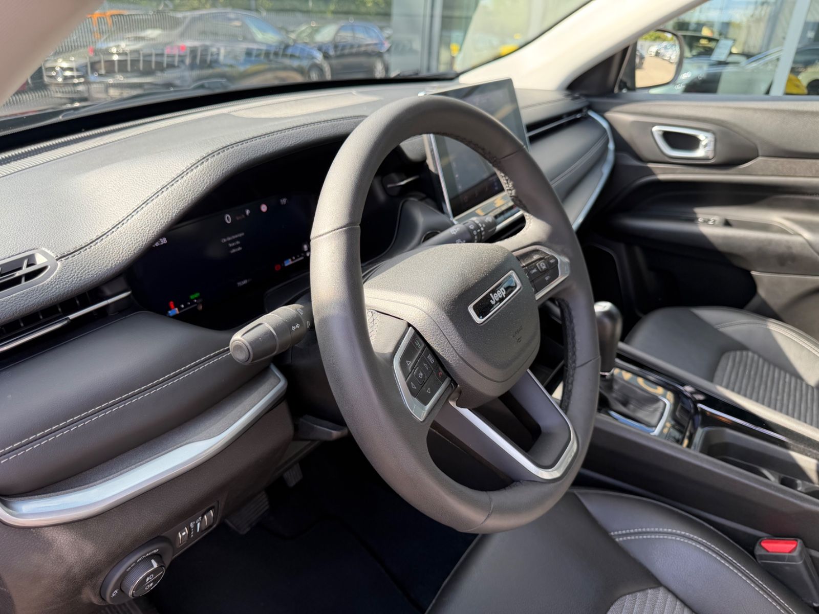 Fahrzeugabbildung Jeep COMPASS HIGH ALTITUDE*AUT*2.HAND*KAMERA*LED*