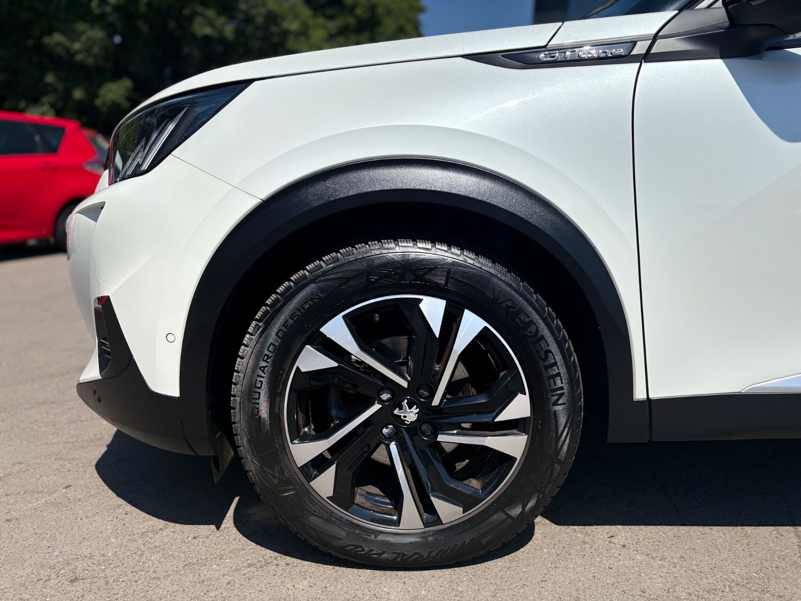 Fahrzeugabbildung Peugeot 2008 GT-LINE ALLURE*AUT.*KAMERA*NAVI*AHK*VIRTUAL
