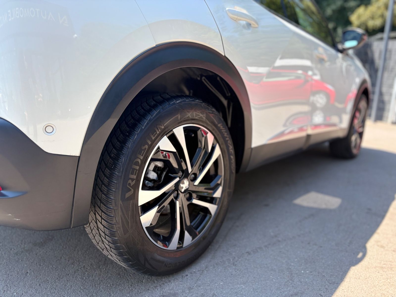 Fahrzeugabbildung Peugeot 2008 GT-LINE ALLURE*AUT.*KAMERA*NAVI*AHK*VIRTUAL