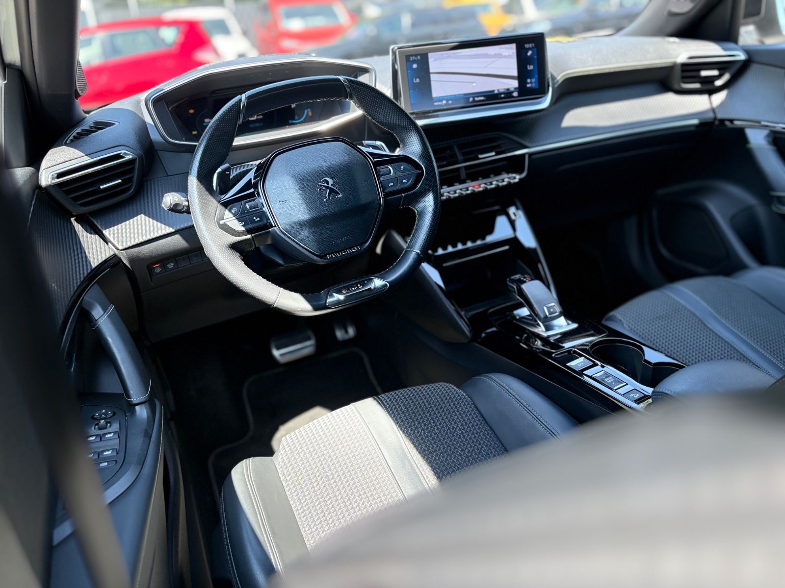 Fahrzeugabbildung Peugeot 2008 GT-LINE ALLURE*AUT.*KAMERA*NAVI*AHK*VIRTUAL