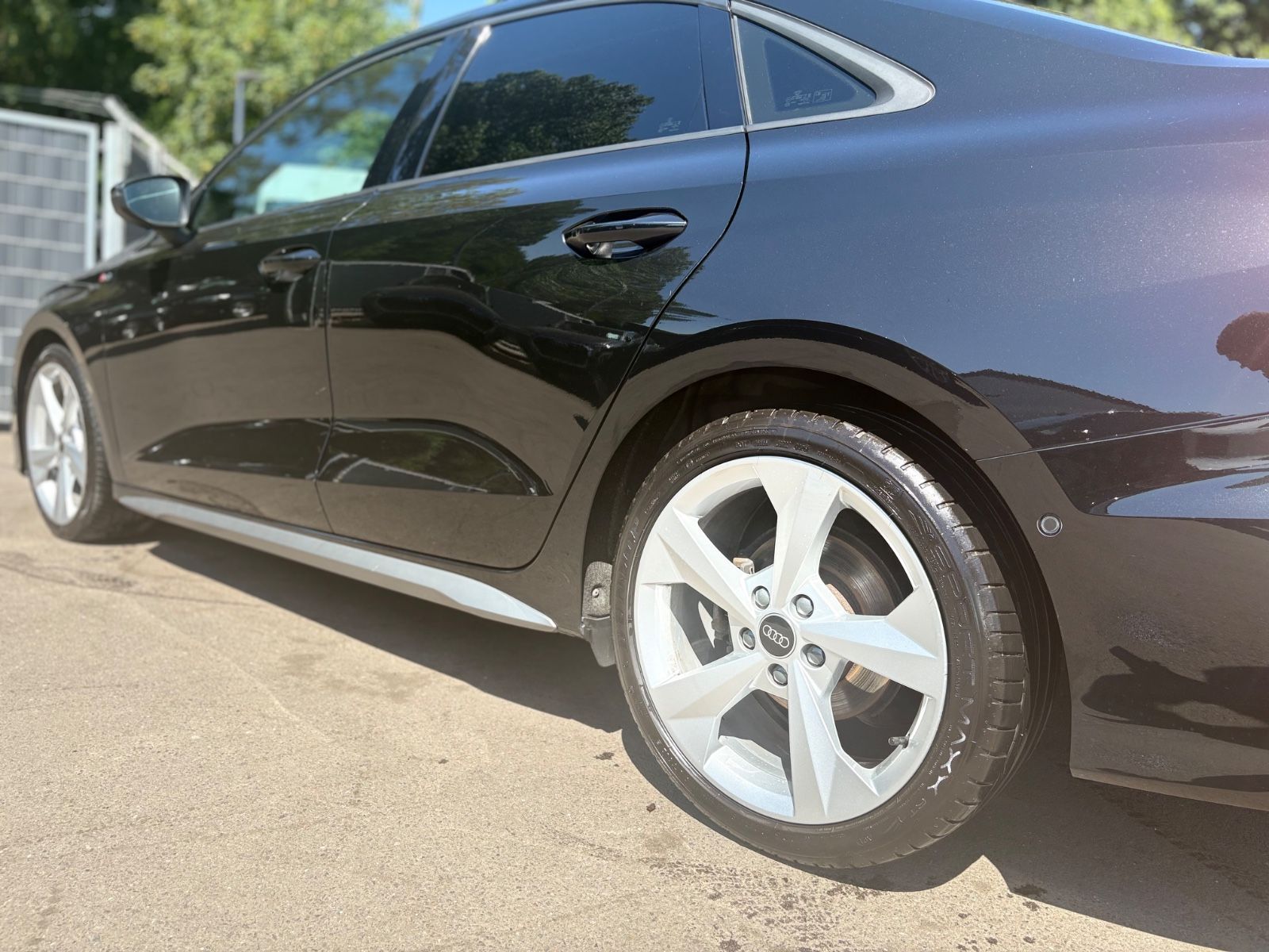 Fahrzeugabbildung Audi A3 LIMOUSINE 35 TDI 3xS-LINE *1.HD*NAVI*VIRTUAL*
