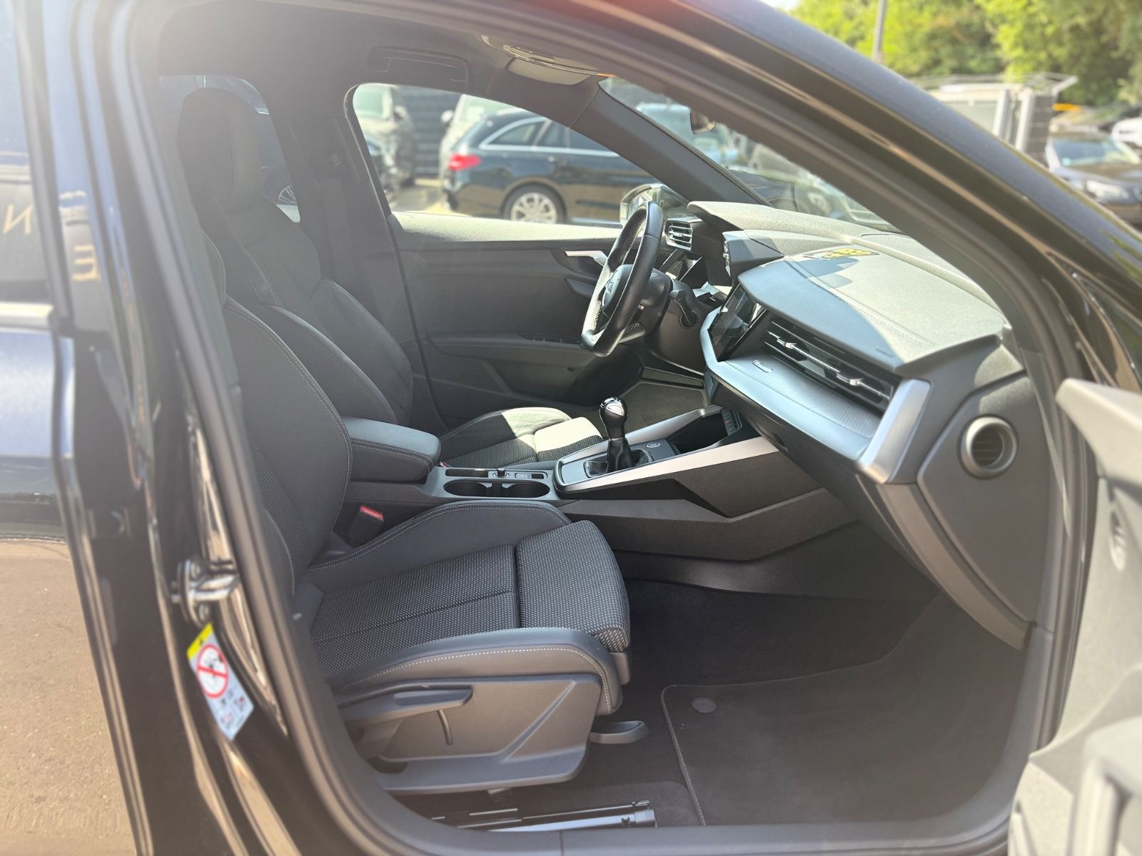 Fahrzeugabbildung Audi A3 LIMOUSINE 35 TDI 3xS-LINE *1.HD*NAVI*VIRTUAL*