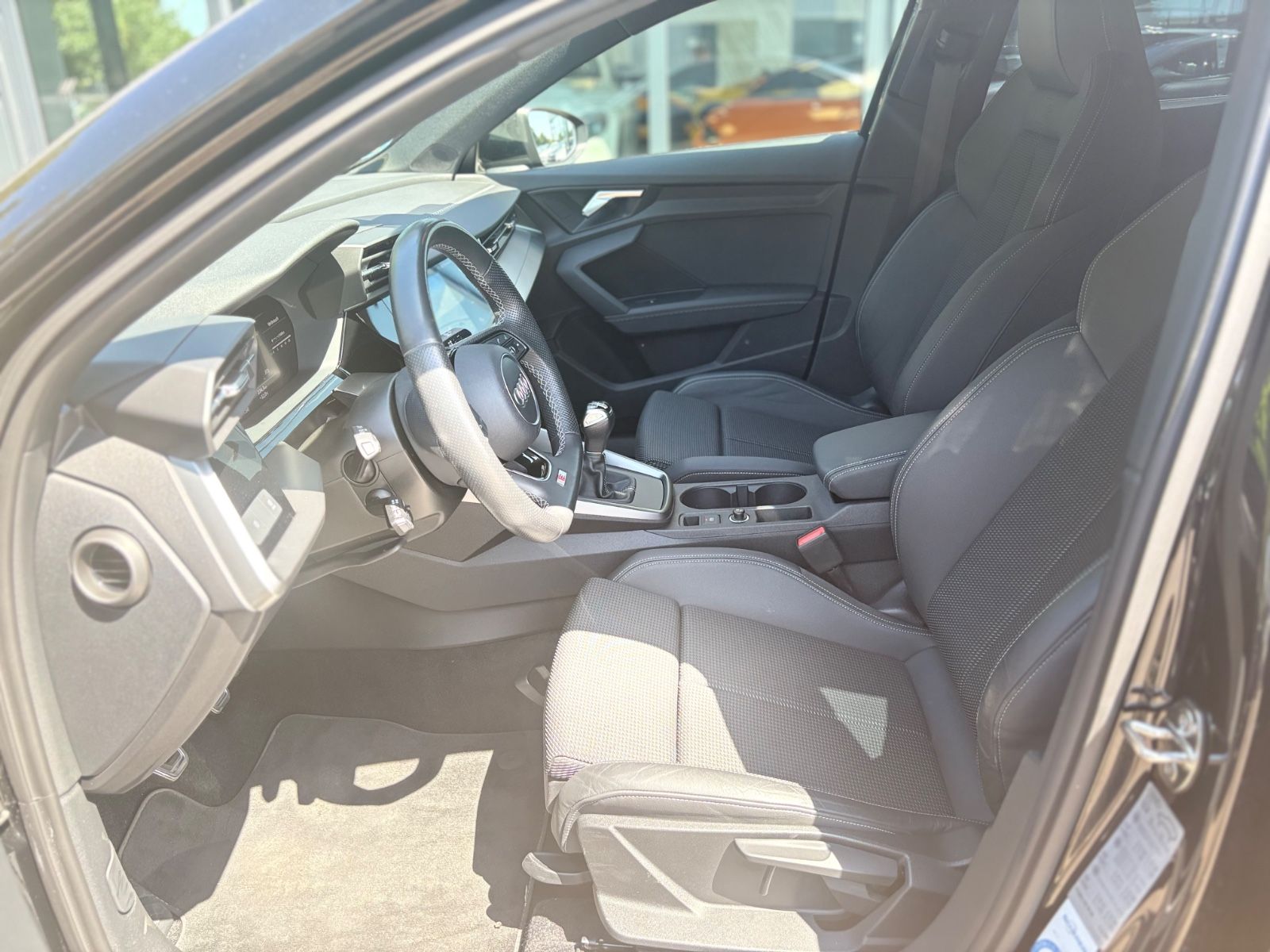Fahrzeugabbildung Audi A3 LIMOUSINE 35 TDI 3xS-LINE *1.HD*NAVI*VIRTUAL*