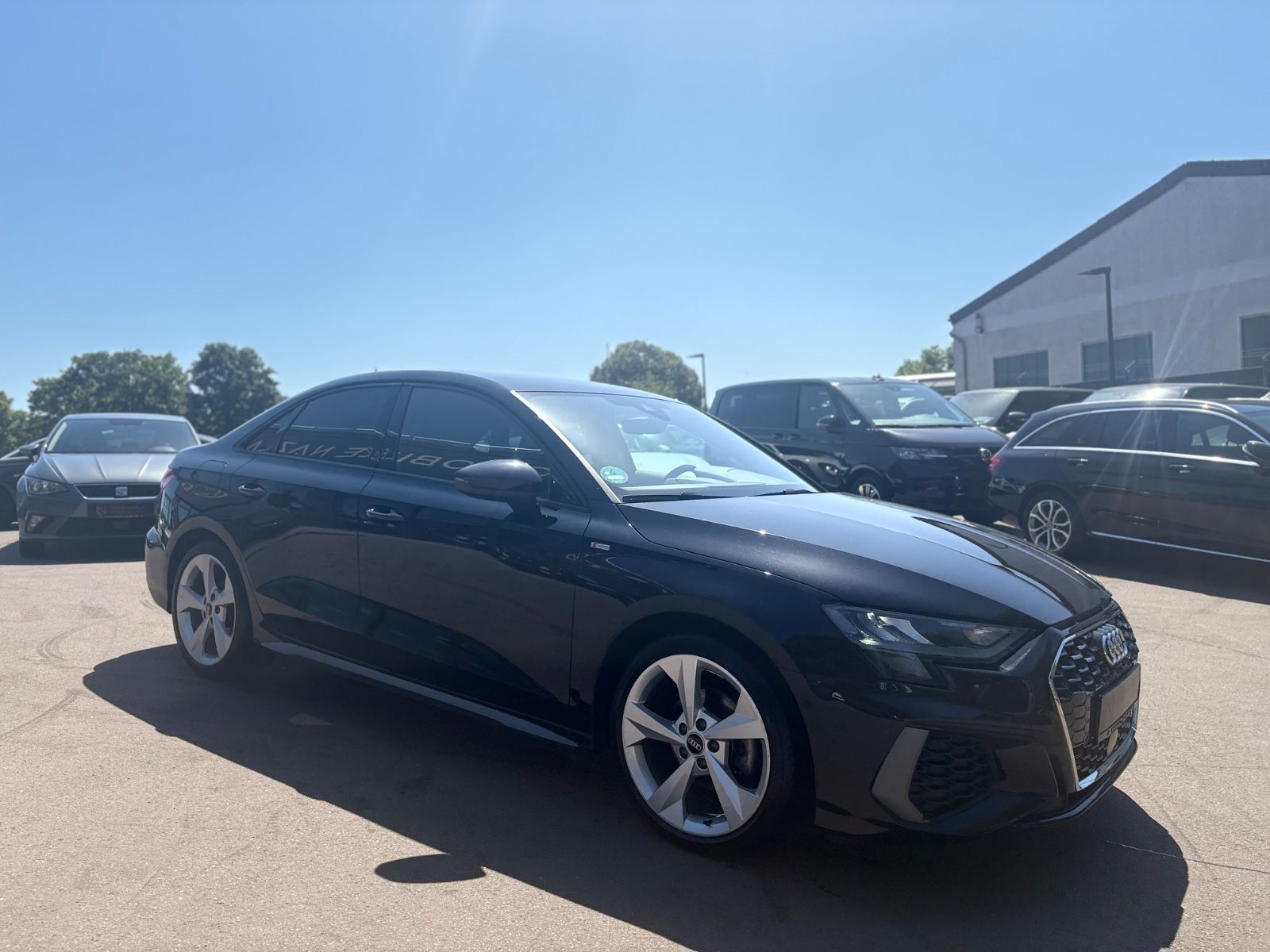 Fahrzeugabbildung Audi A3 LIMOUSINE 35 TDI 3xS-LINE *1.HD*NAVI*VIRTUAL*