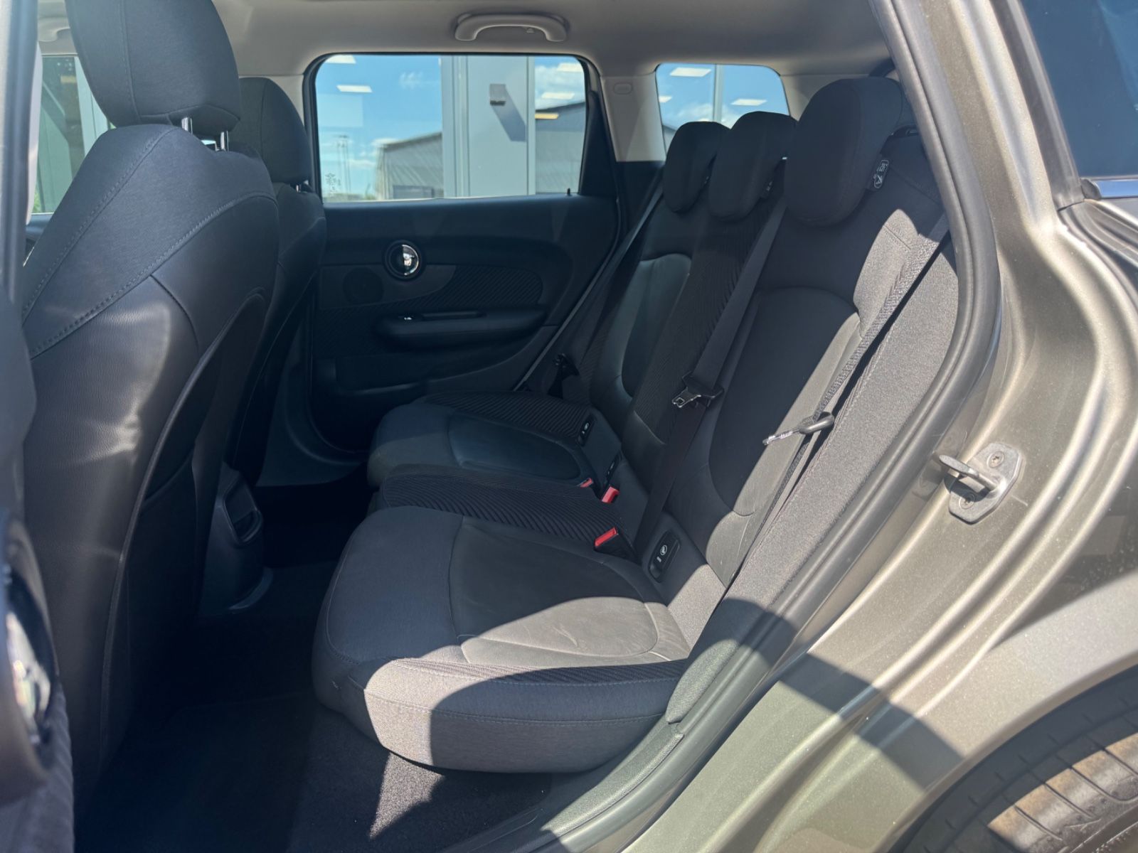 Fahrzeugabbildung MINI COOPER CLUBMANN *AUTOMATIK*PDC*NAVI*EURO 6*