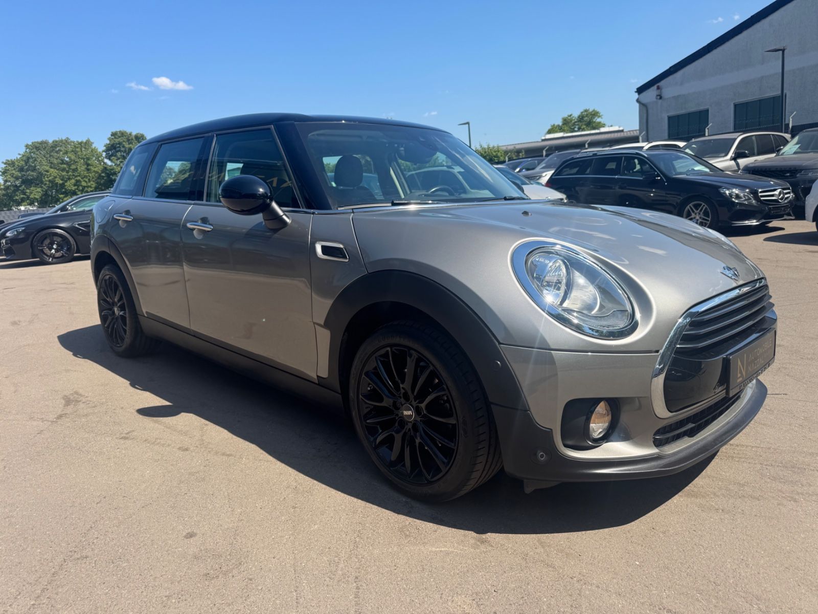 Fahrzeugabbildung MINI COOPER CLUBMANN *AUTOMATIK*PDC*NAVI*EURO 6*