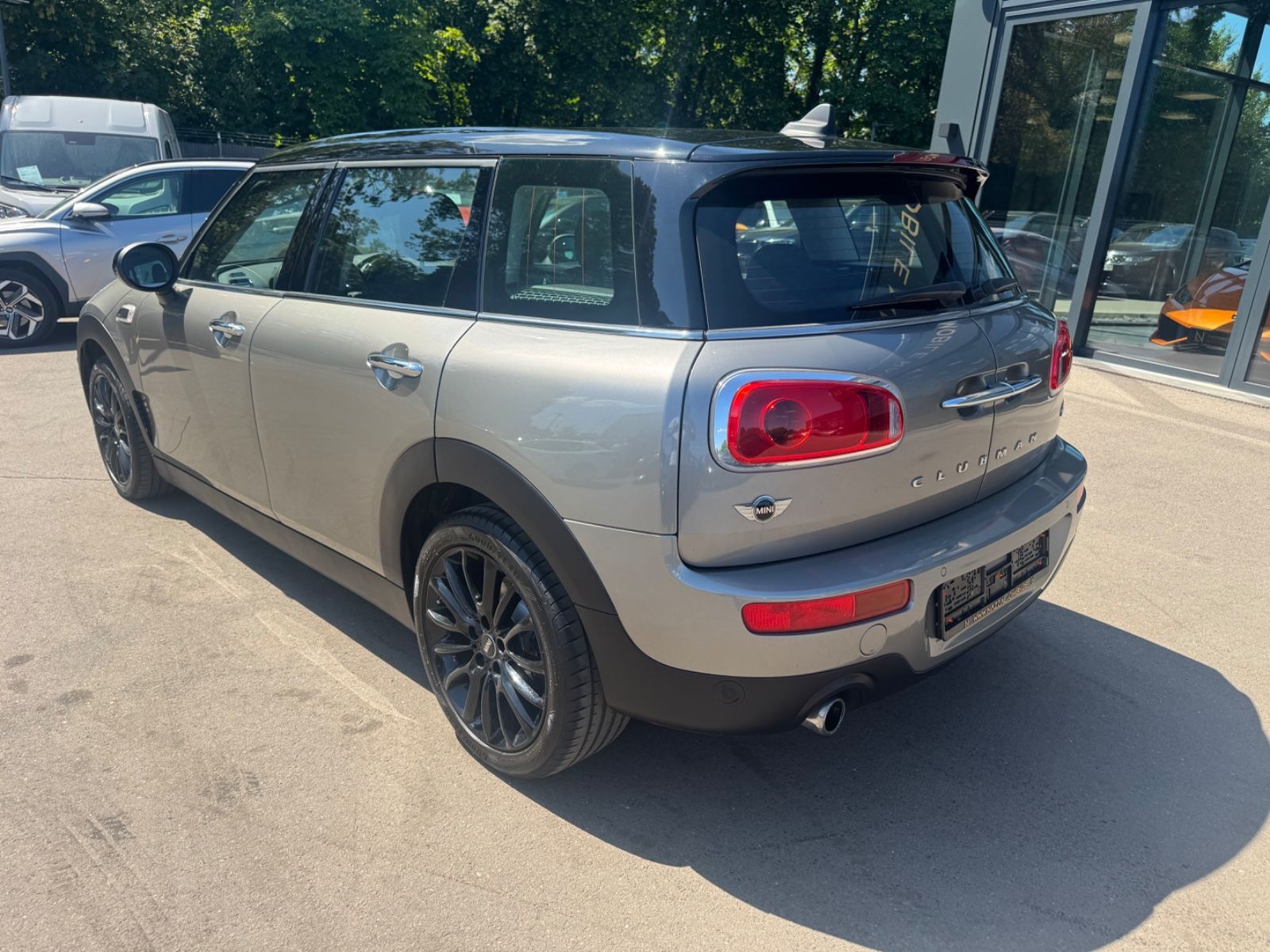 Fahrzeugabbildung MINI COOPER CLUBMANN *AUTOMATIK*PDC*NAVI*EURO 6*