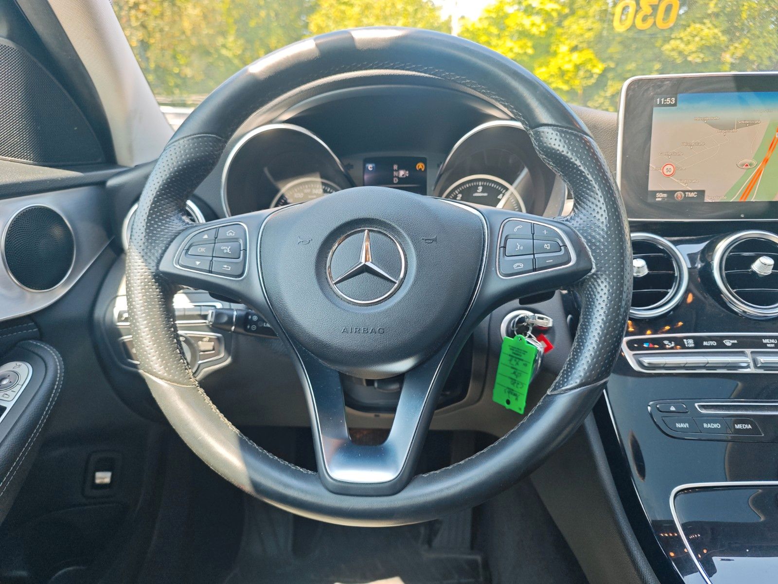 Fahrzeugabbildung Mercedes-Benz C 220d BT LIM.*AUT.*AVANTGARDE*KAMERA*KLIMAAUTO.