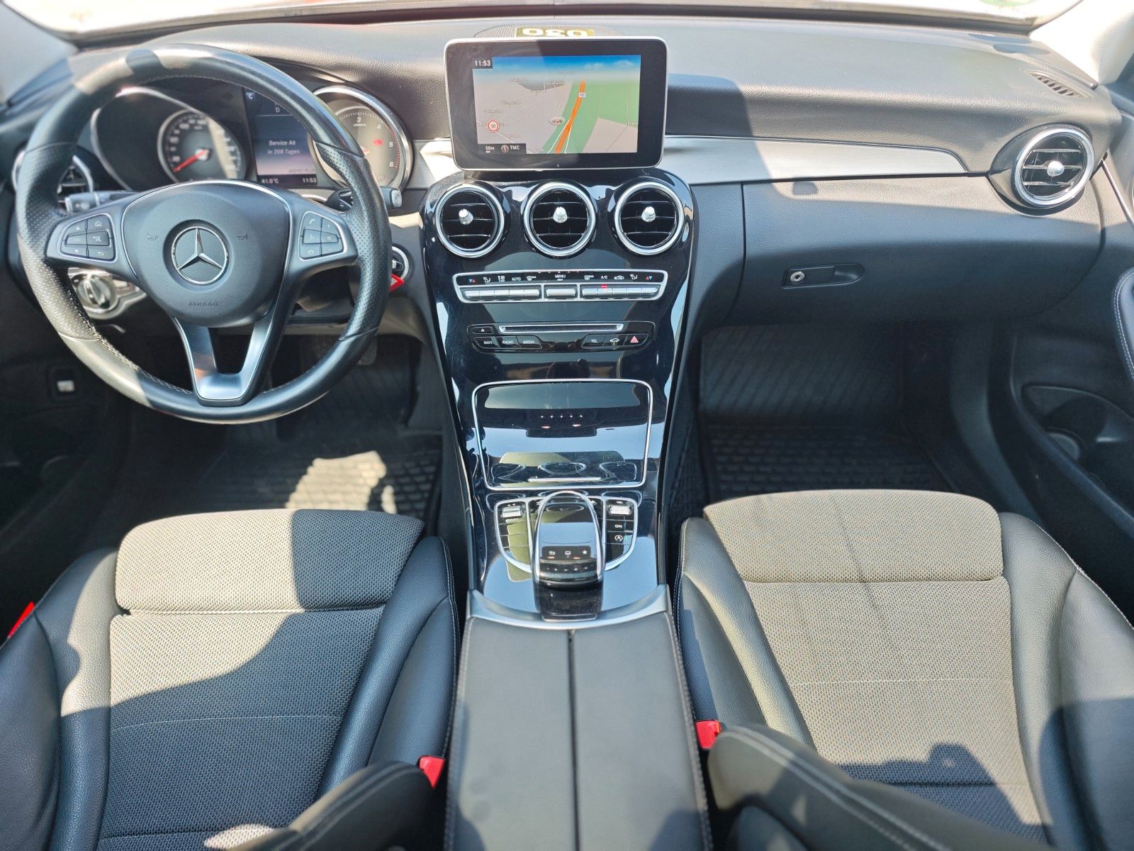 Fahrzeugabbildung Mercedes-Benz C 220d BT LIM.*AUT.*AVANTGARDE*KAMERA*KLIMAAUTO.