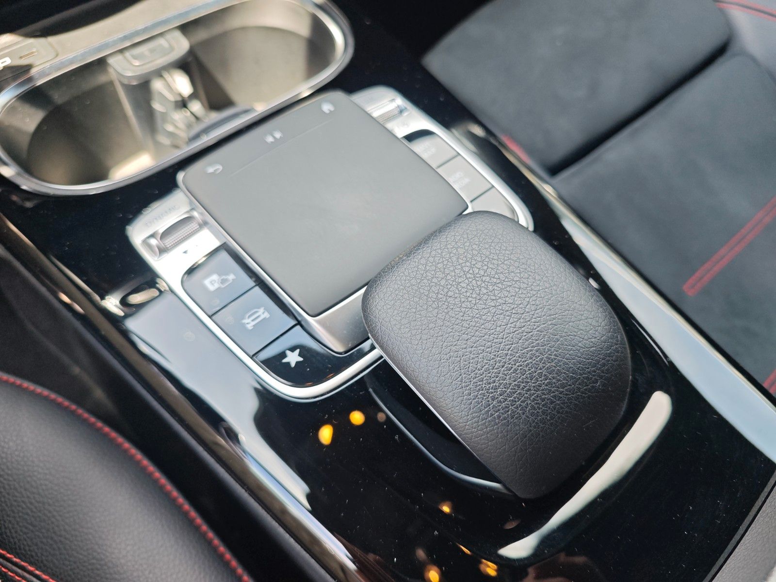 Fahrzeugabbildung Mercedes-Benz CLA SHOOTING BRAKE 250*AMG LINE*KAMERA*NAVI*LED*