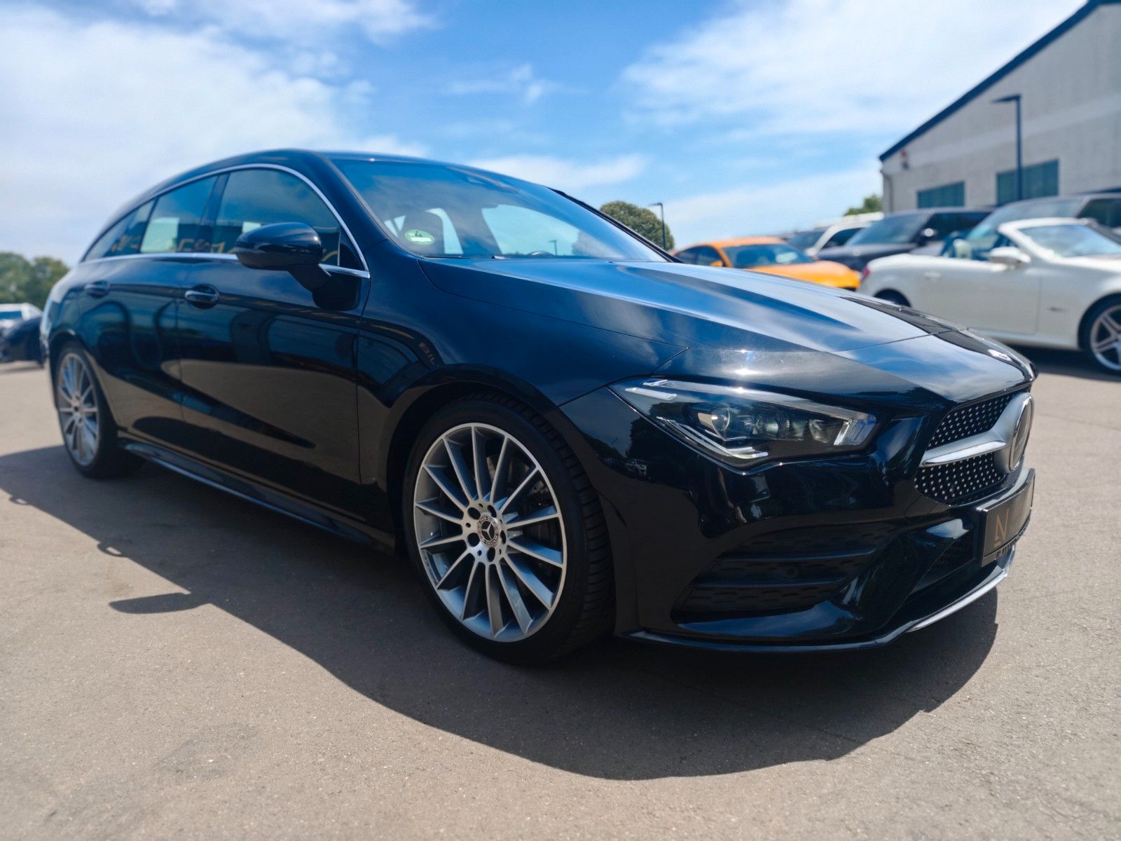 Fahrzeugabbildung Mercedes-Benz CLA SHOOTING BRAKE 250*AMG LINE*KAMERA*NAVI*LED*