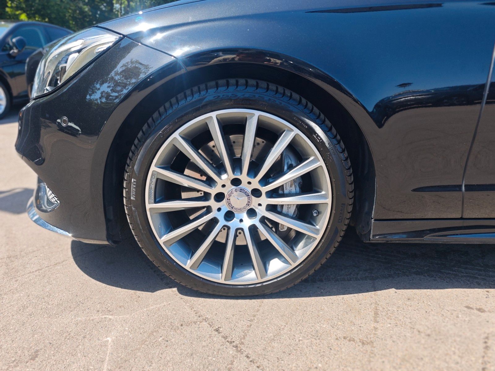 Fahrzeugabbildung Mercedes-Benz CLS500 SB AMG-LINE*AIRMATIC*DISTRONIC*H&K*LED*