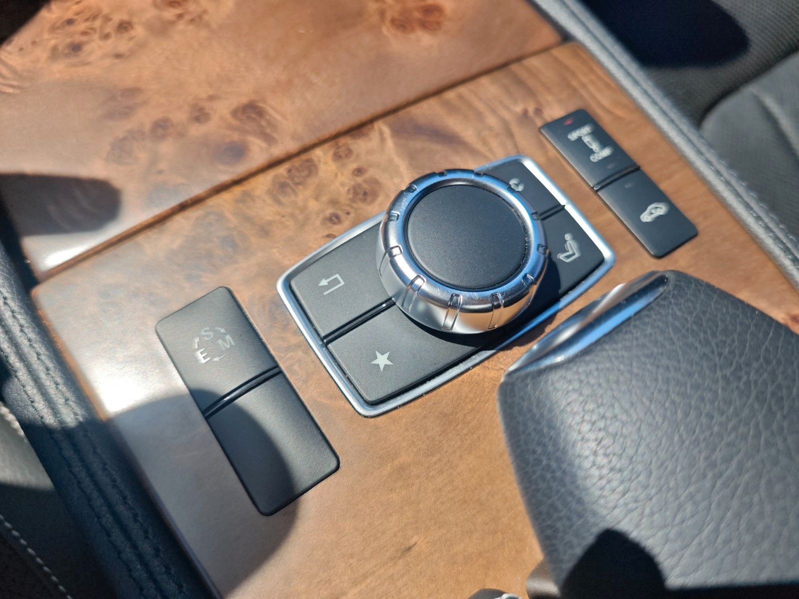 Fahrzeugabbildung Mercedes-Benz CLS500 SB AMG-LINE*AIRMATIC*DISTRONIC*H&K*LED*