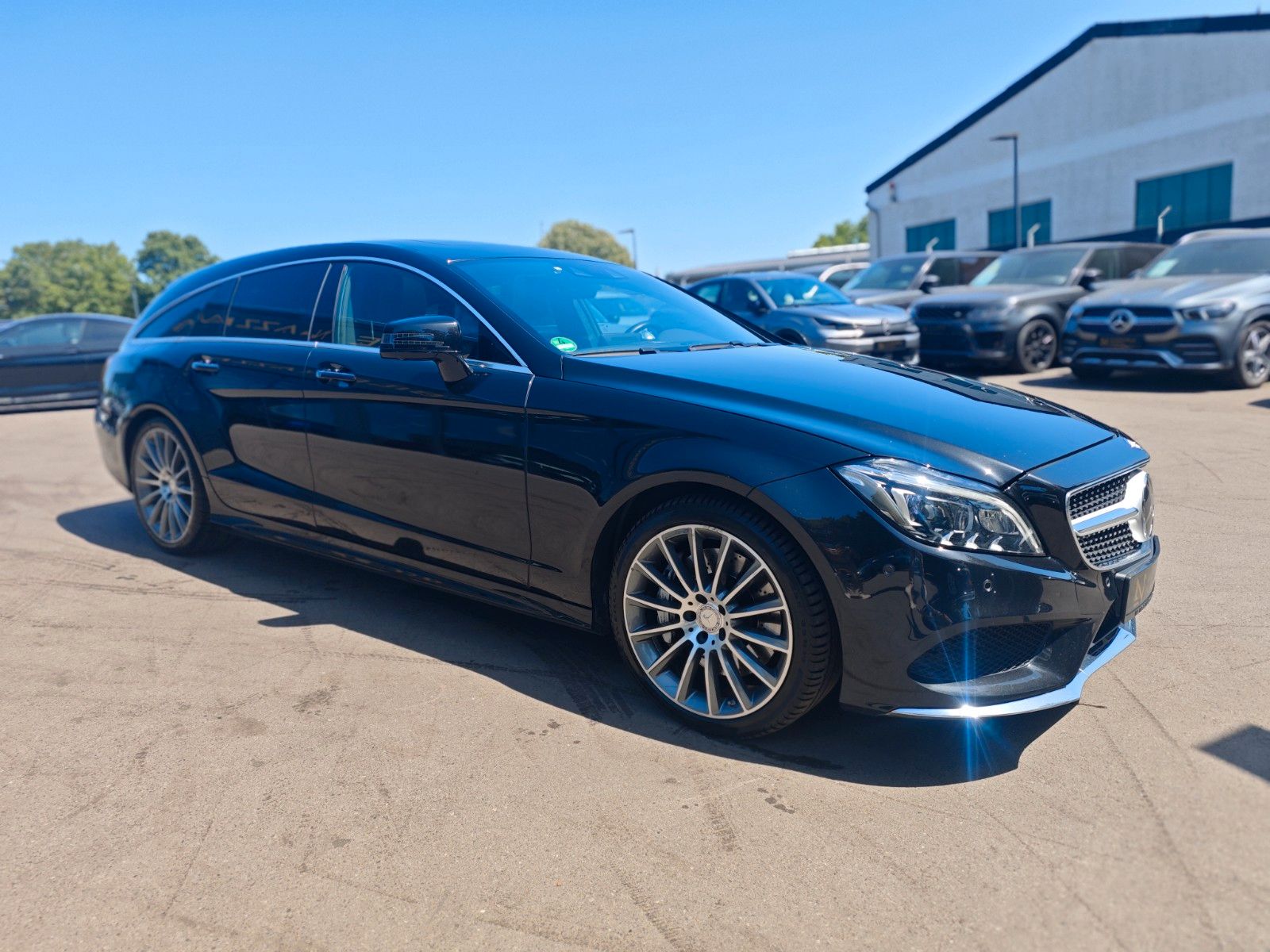 Fahrzeugabbildung Mercedes-Benz CLS500 SB AMG-LINE*AIRMATIC*DISTRONIC*H&K*LED*