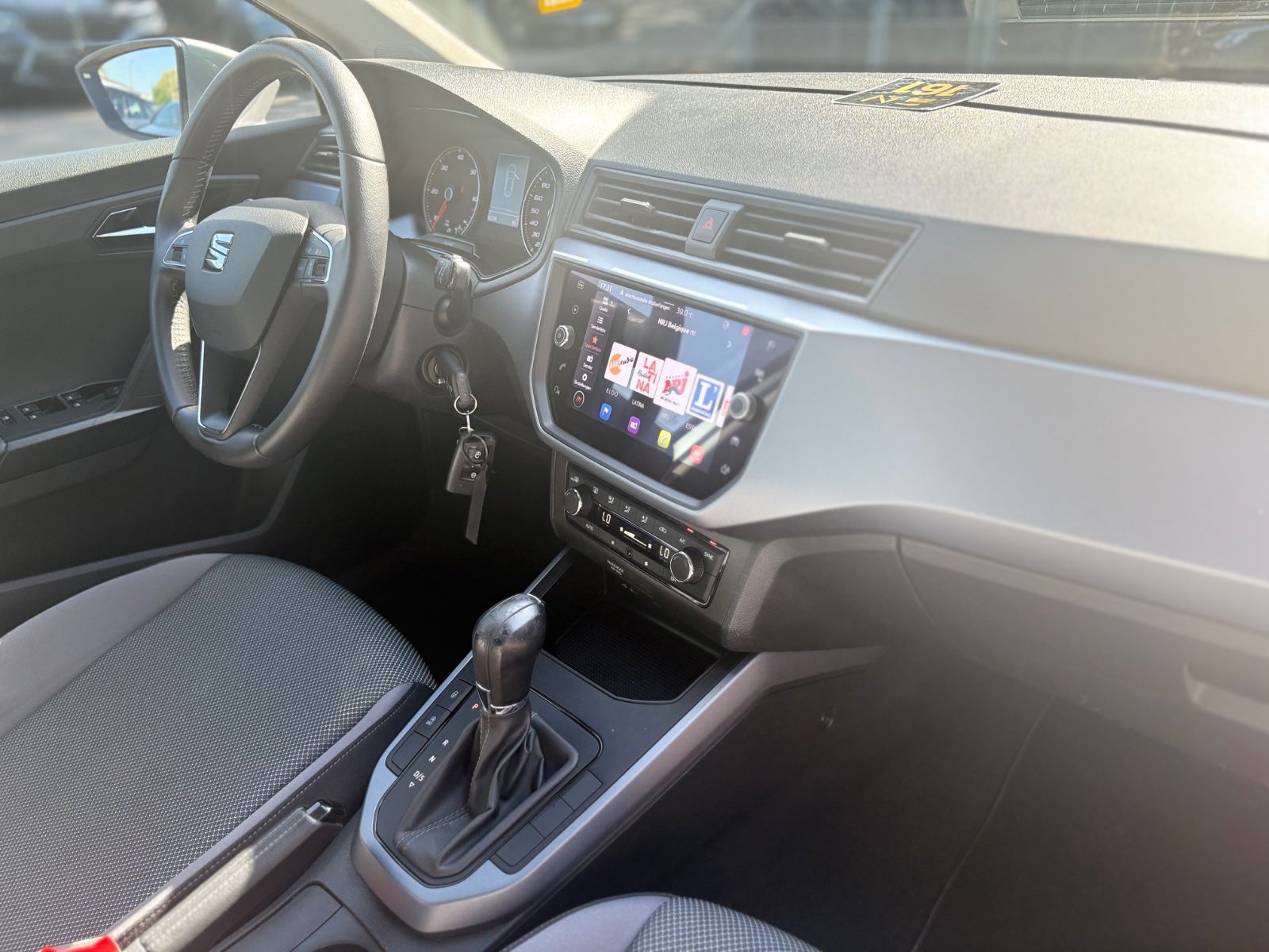 Fahrzeugabbildung SEAT ARONA STYLE *NAVI*PDC*TEMPOMAT*