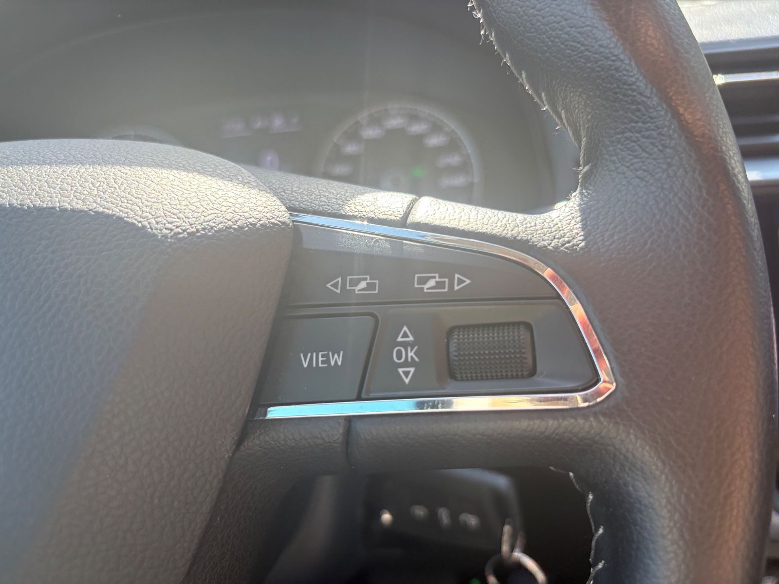 Fahrzeugabbildung SEAT ARONA STYLE *NAVI*PDC*TEMPOMAT*