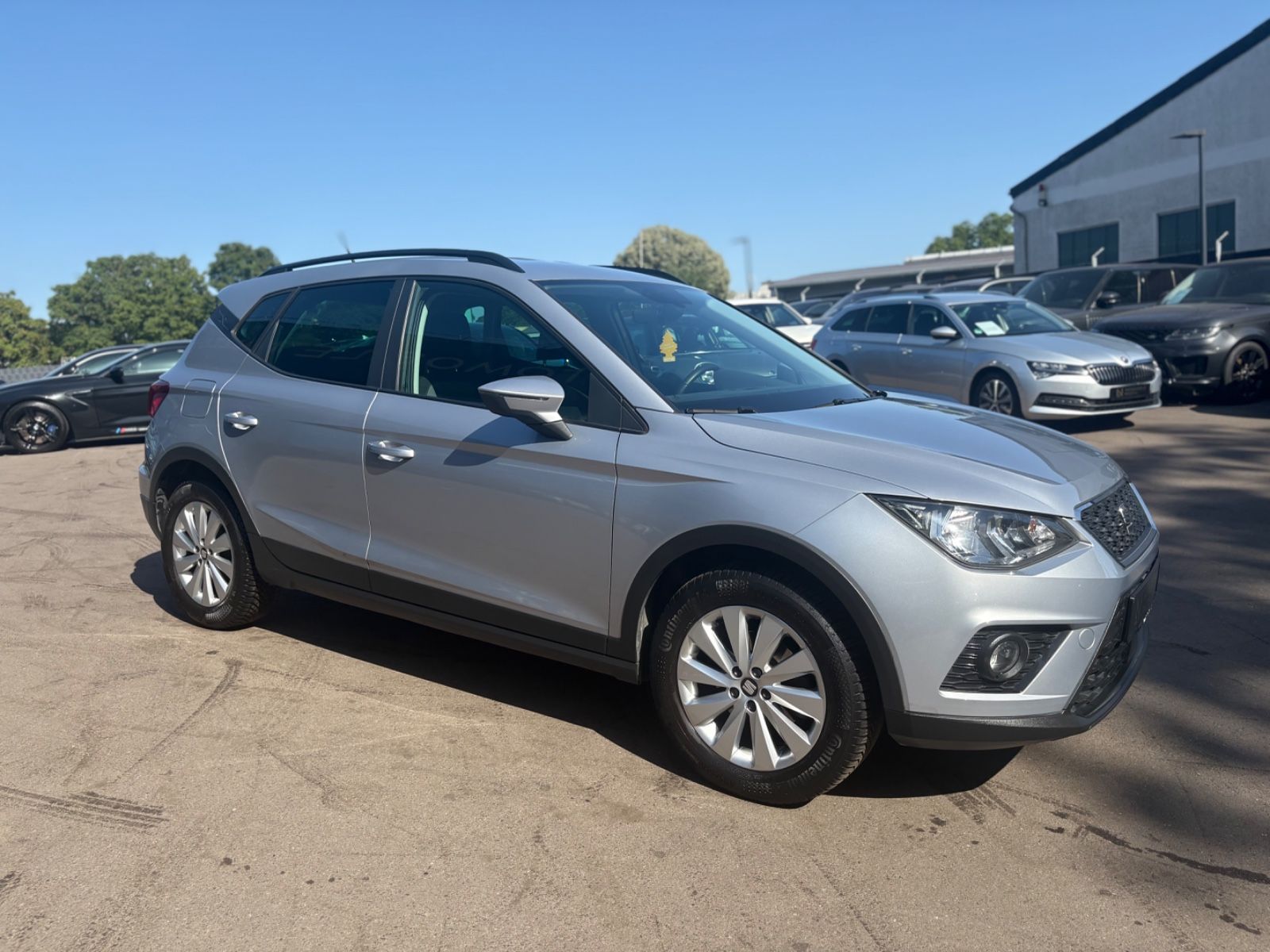Fahrzeugabbildung SEAT ARONA STYLE *NAVI*PDC*TEMPOMAT*