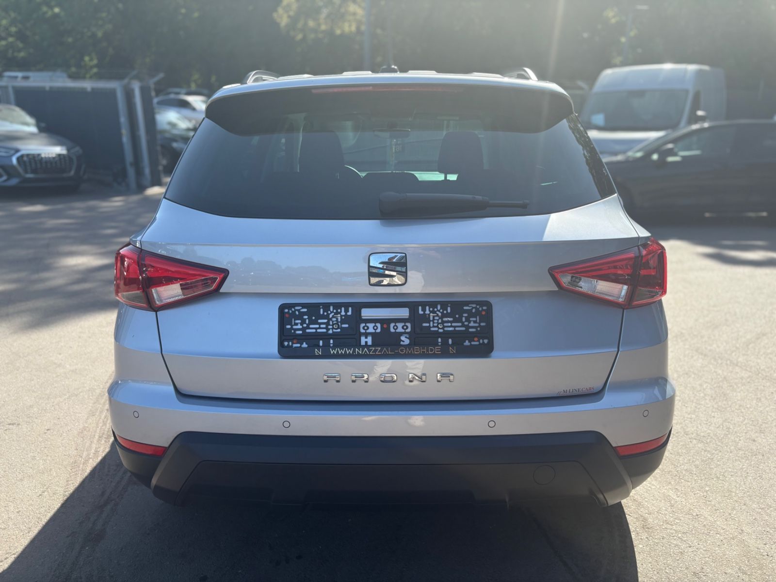 Fahrzeugabbildung SEAT ARONA STYLE *NAVI*PDC*TEMPOMAT*