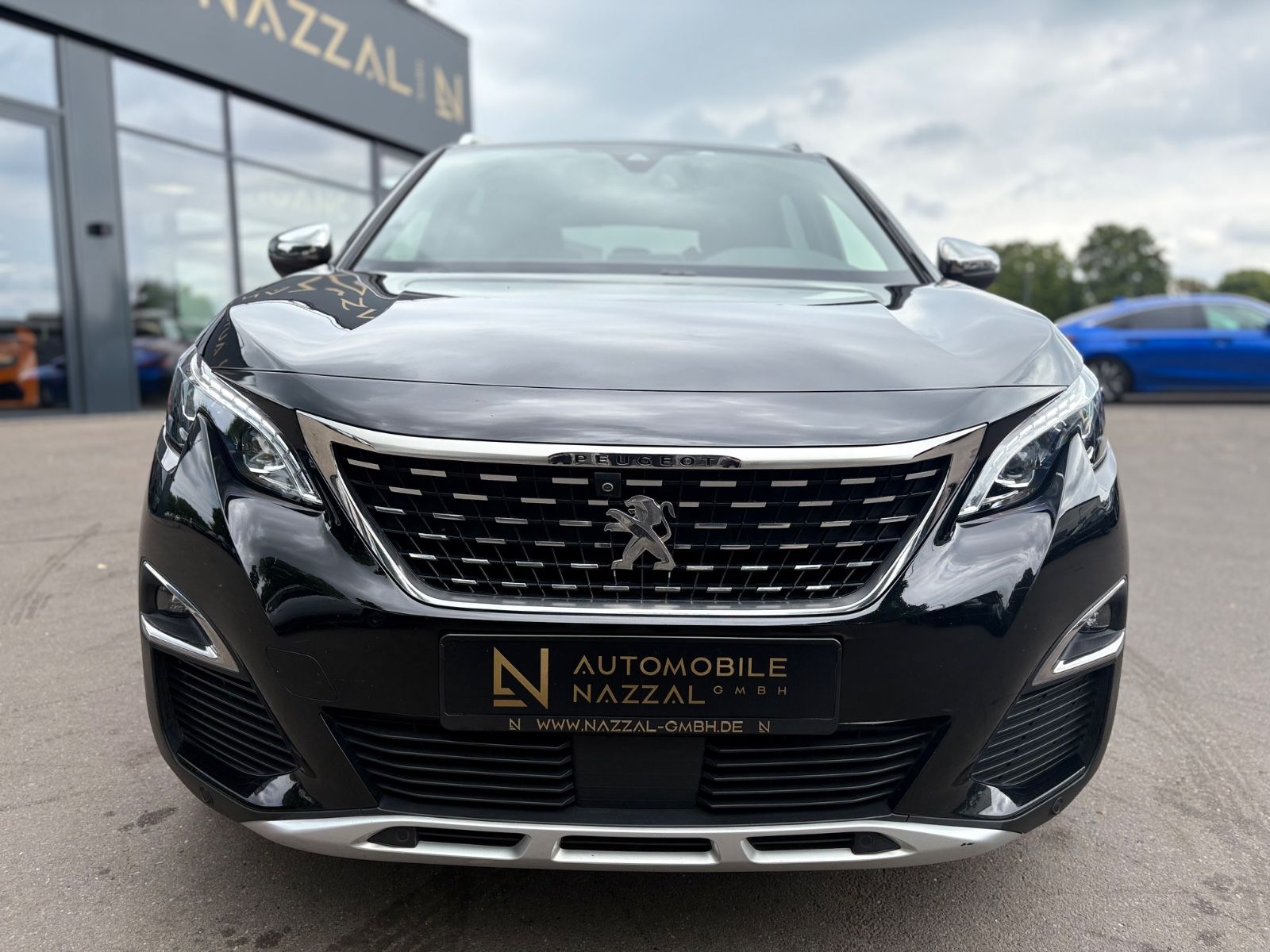 Fahrzeugabbildung Peugeot 3008 GT *AUT*PANO*LEDER*NAVI*KAM*ASSIST*SHZ*