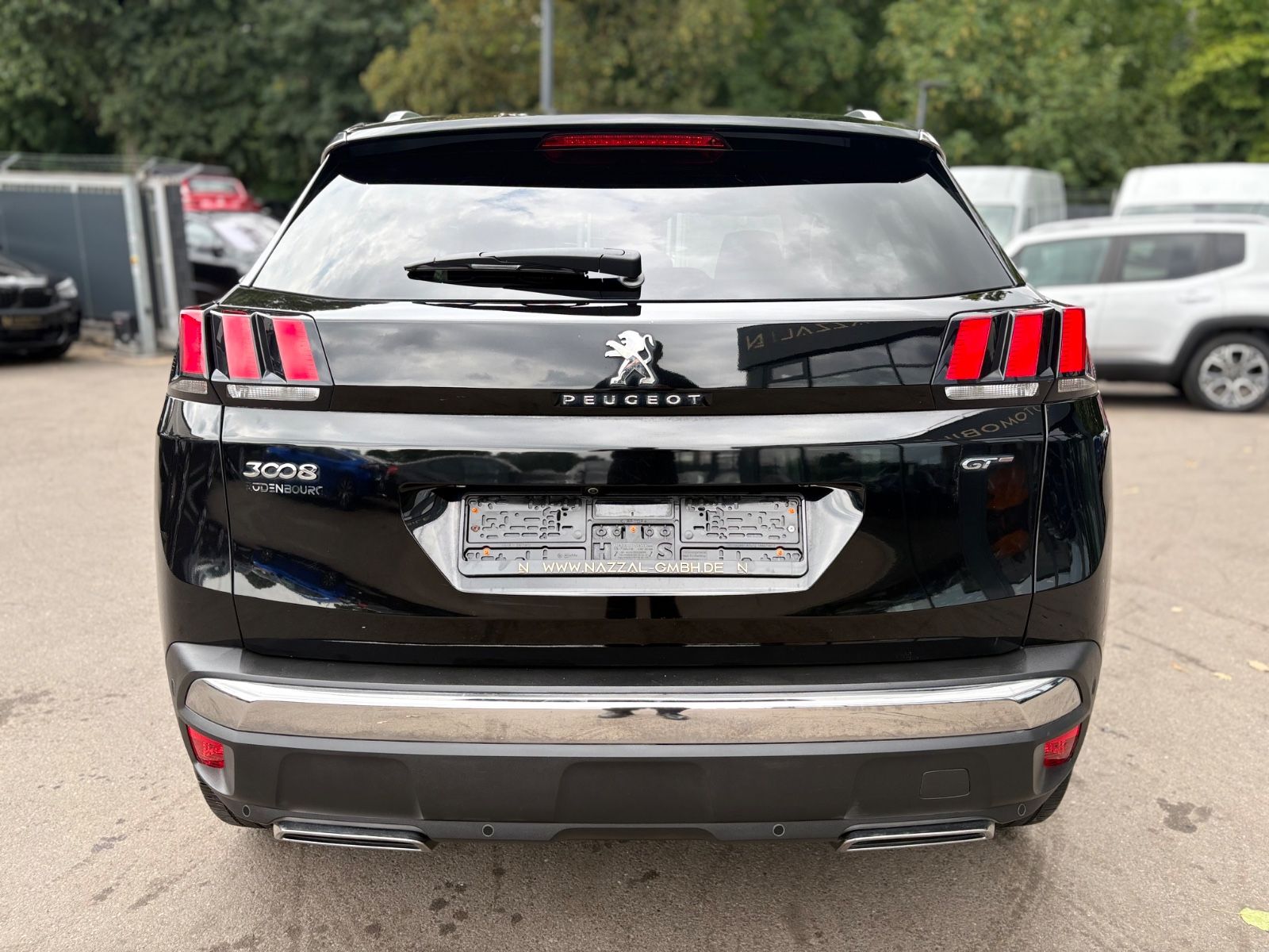 Fahrzeugabbildung Peugeot 3008 GT *AUT*PANO*LEDER*NAVI*KAM*ASSIST*SHZ*