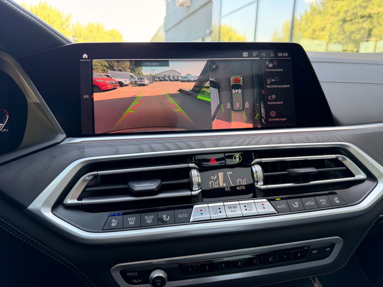Fahrzeugabbildung BMW X7 M50*6 SEATS*LASER*SKY-LOUNGE*6X SHZ*SOFT*22.Z