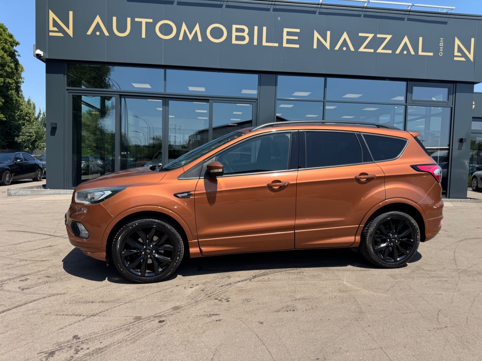 Fahrzeugabbildung Ford KUGA ST-LINE*KLIMA*R.KAMERA*19 ZOLL*WINTERPAKET*