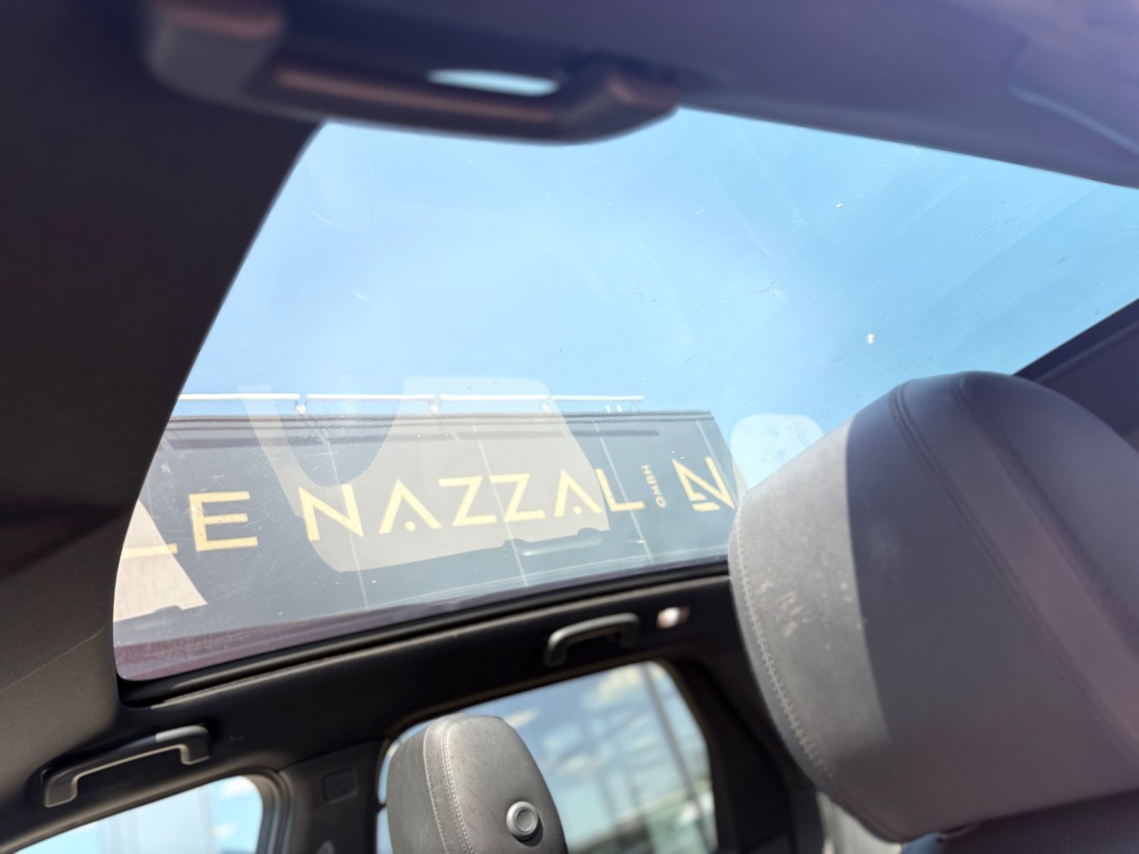Fahrzeugabbildung Land Rover DISCOVERY SPORT HSE *PANO*LEDER*MERIDIAN*