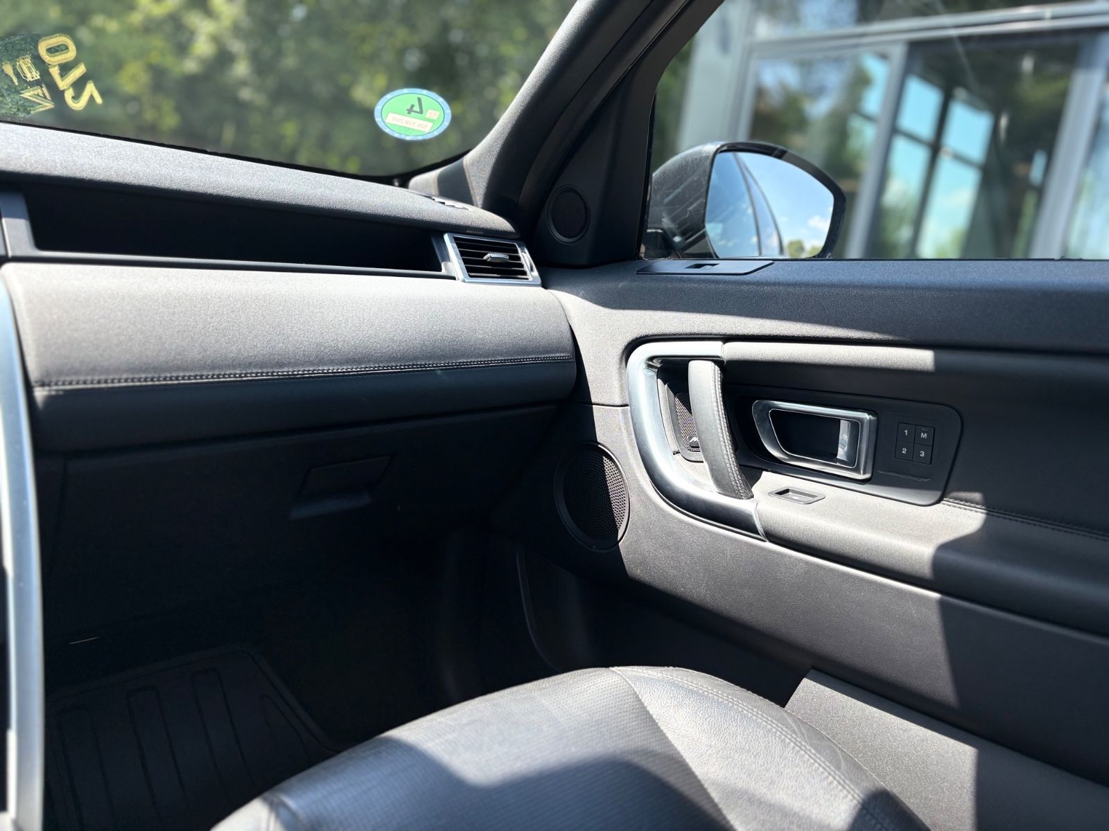 Fahrzeugabbildung Land Rover DISCOVERY SPORT HSE *PANO*LEDER*MERIDIAN*