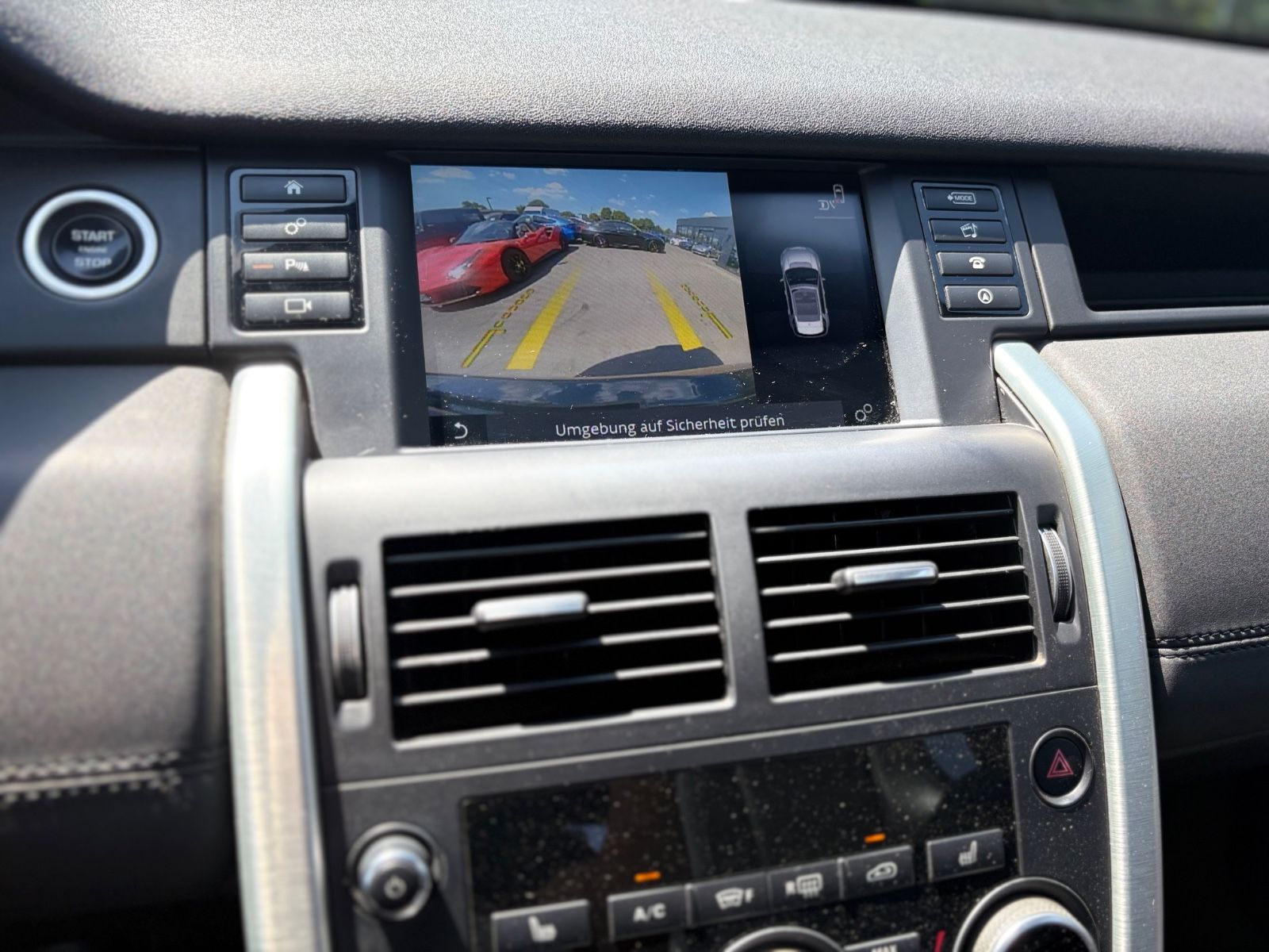 Fahrzeugabbildung Land Rover DISCOVERY SPORT HSE *PANO*LEDER*MERIDIAN*