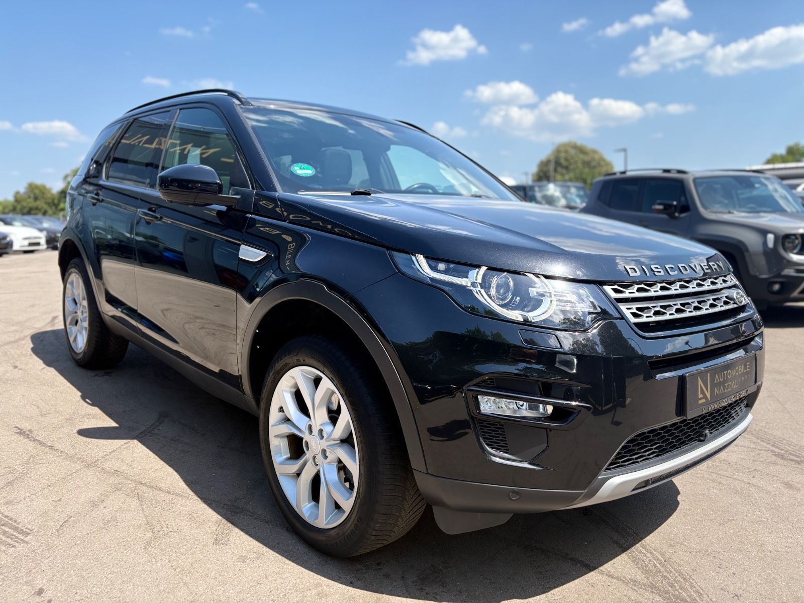 Fahrzeugabbildung Land Rover DISCOVERY SPORT HSE *PANO*LEDER*MERIDIAN*