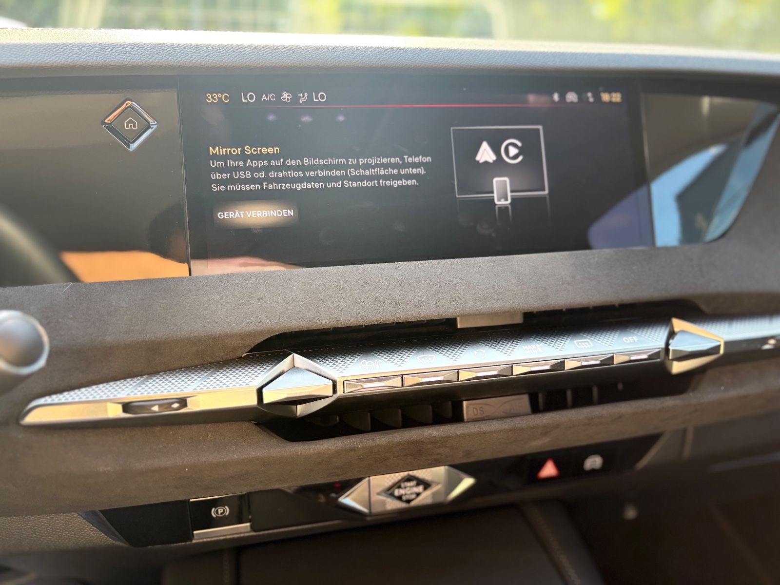 Fahrzeugabbildung DS Automobiles DS4 E-TENSE ÉTOILE *ALCANTARA PAKET*NAVI*R-KAM*