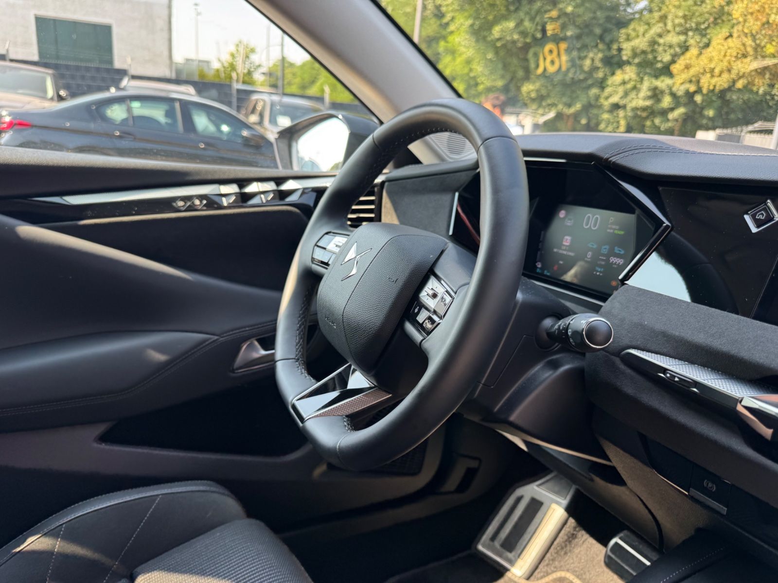 Fahrzeugabbildung DS Automobiles DS4 E-TENSE ÉTOILE ALCANTARA *LED*NAVI*ASSIST*