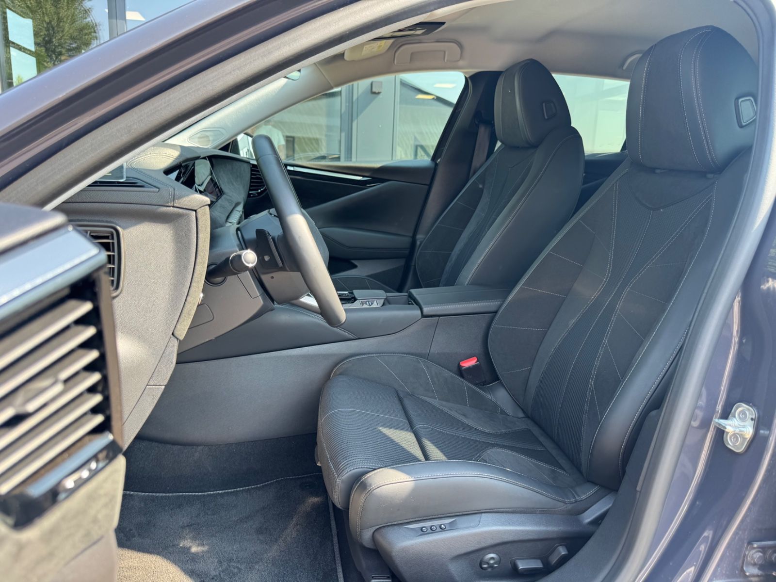 Fahrzeugabbildung DS Automobiles DS4 E-TENSE ÉTOILE ALCANTARA *LED*NAVI*ASSIST*