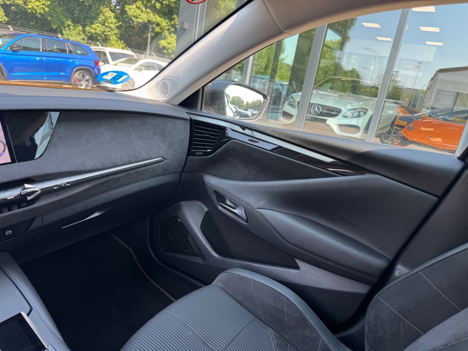 Fahrzeugabbildung DS Automobiles DS4 E-TENSE ÉTOILE ALCANTARA *LED*NAVI*ASSIST*
