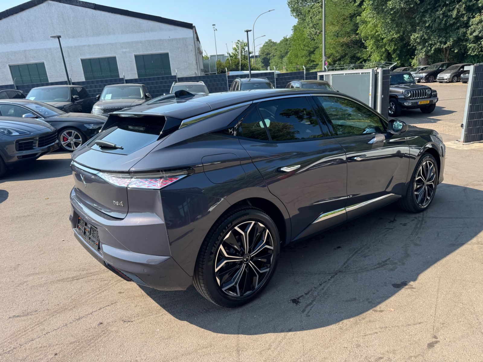 Fahrzeugabbildung DS Automobiles DS4 E-TENSE ÉTOILE ALCANTARA *LED*NAVI*ASSIST*