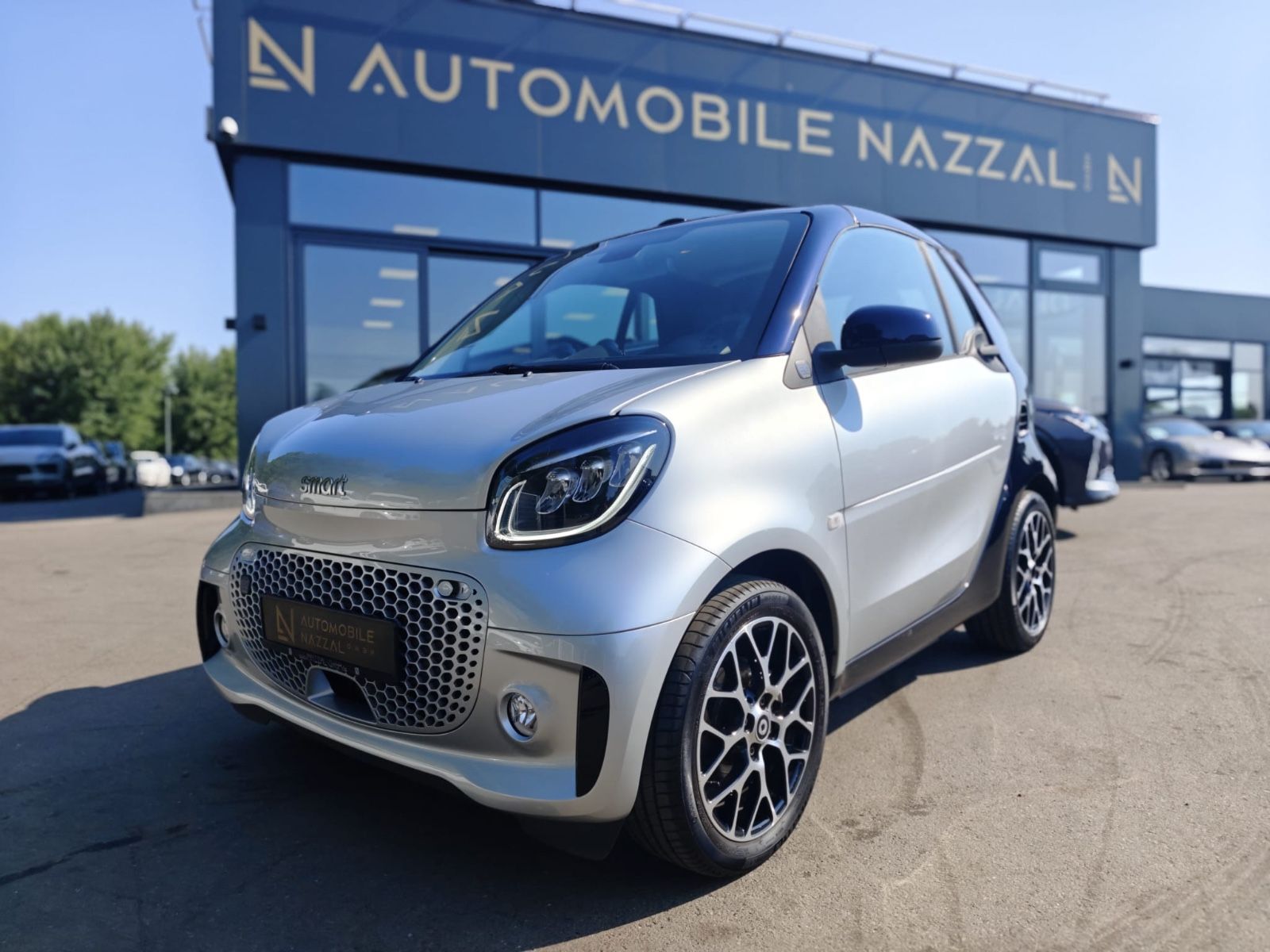 Smart FORTWO CABRIO EQ*PRIME*LEDER*KAMERA*2.HD*MOPF*